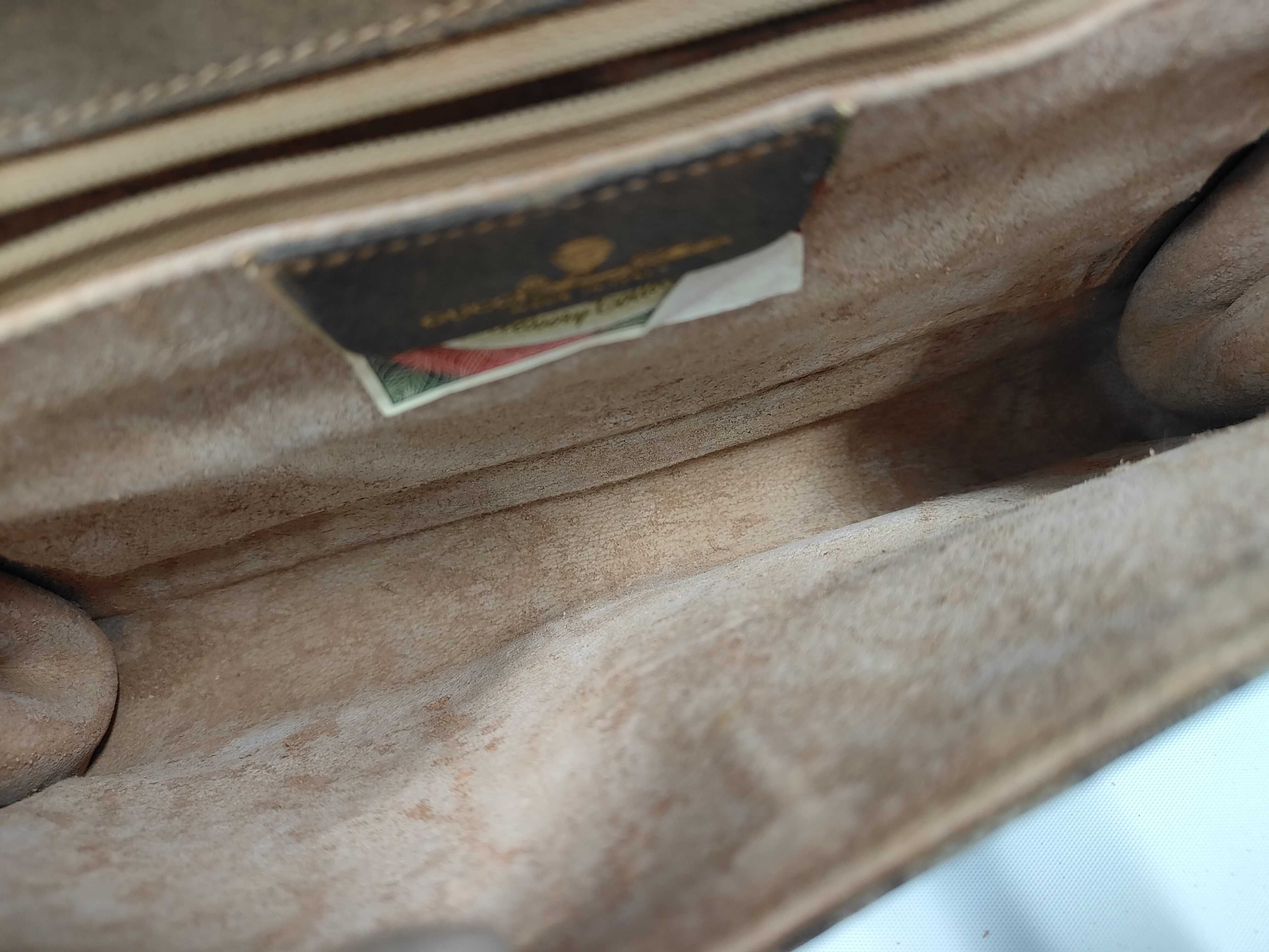 Old Gucci GG Monogram Shoulder Bag — view 8