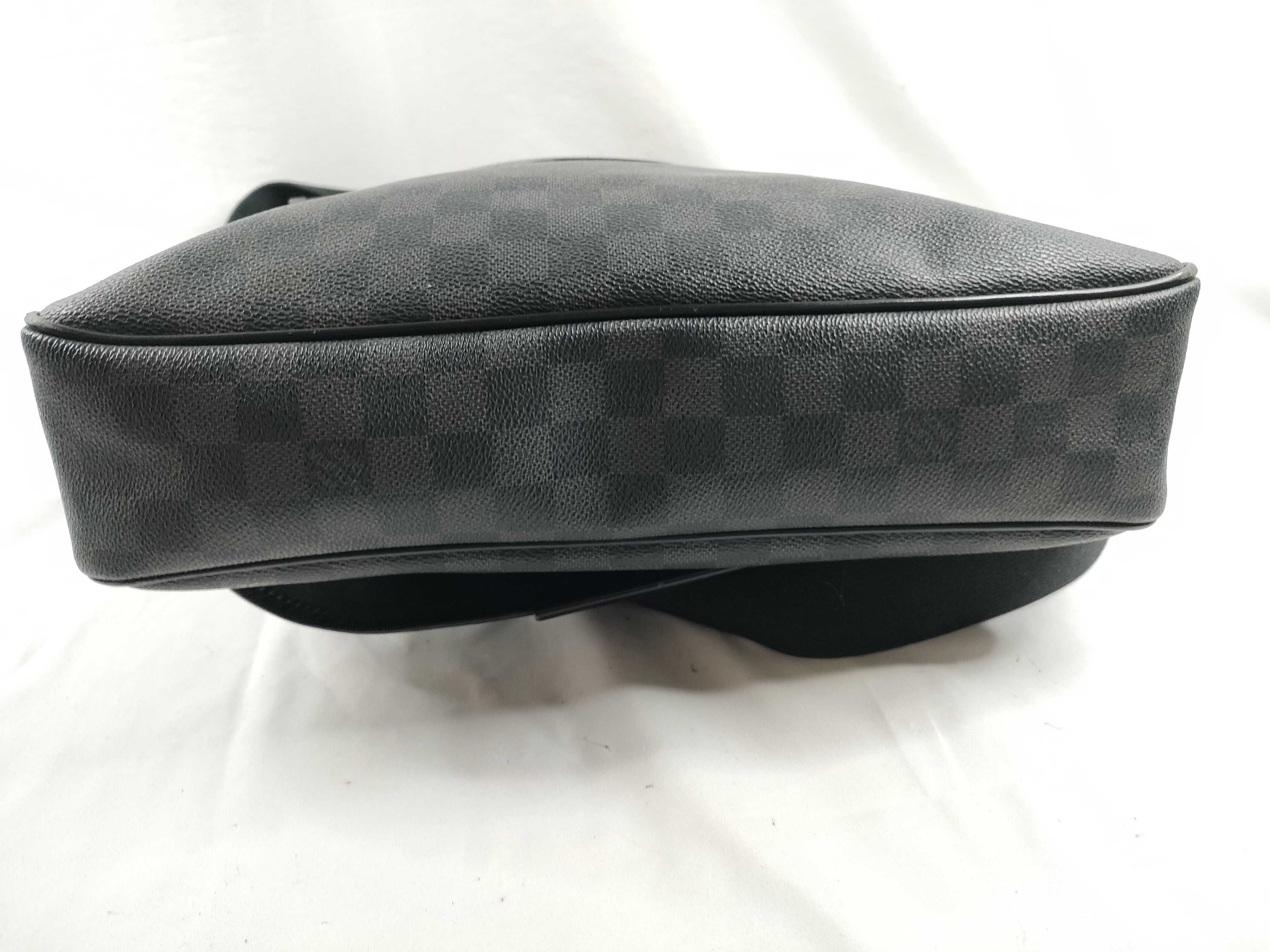 Damier Graphite ID-Damier Graphite Daniel MM N58029 SP0170 Black Shoulder Bag — view 4