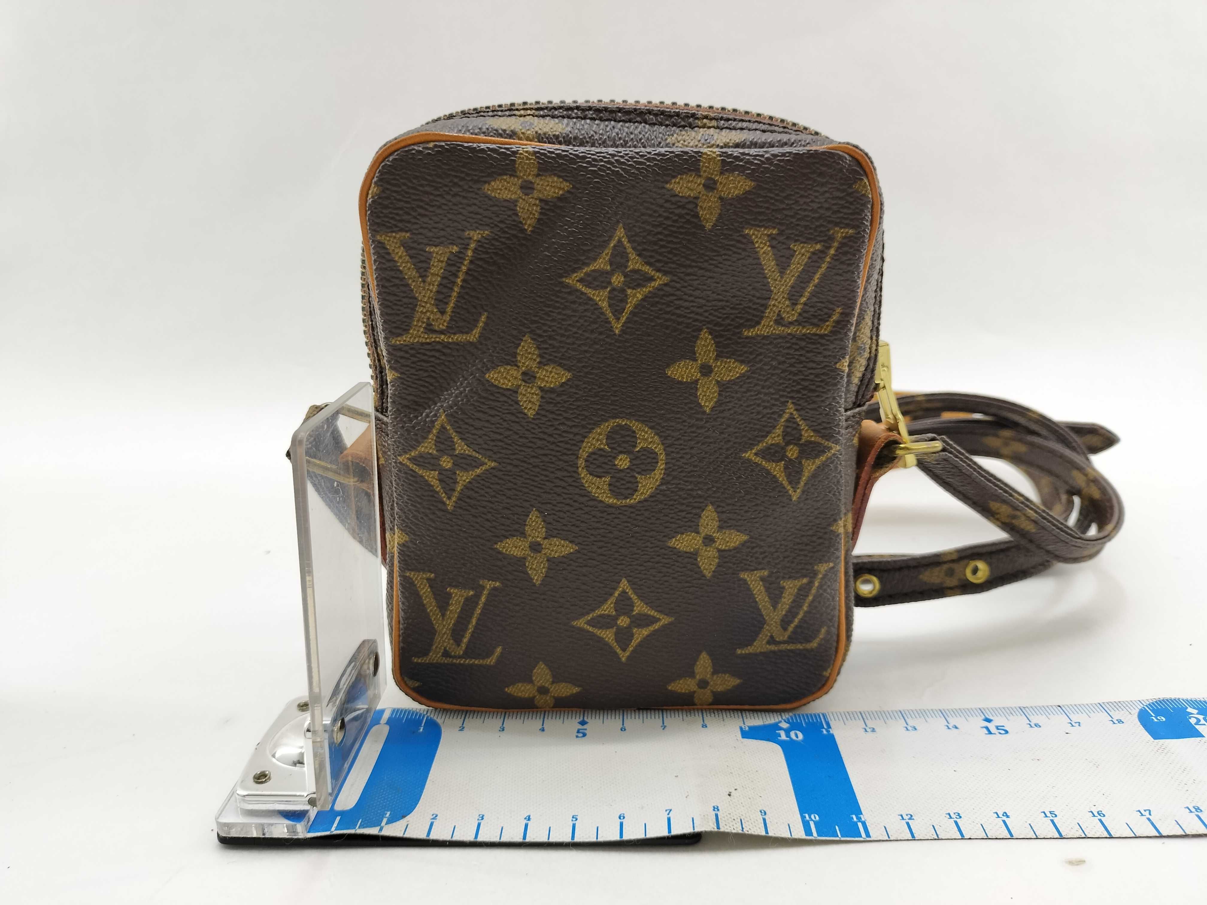 Monogram LV Monogram Mini Danup M45268 Shoulder Bag — view 2