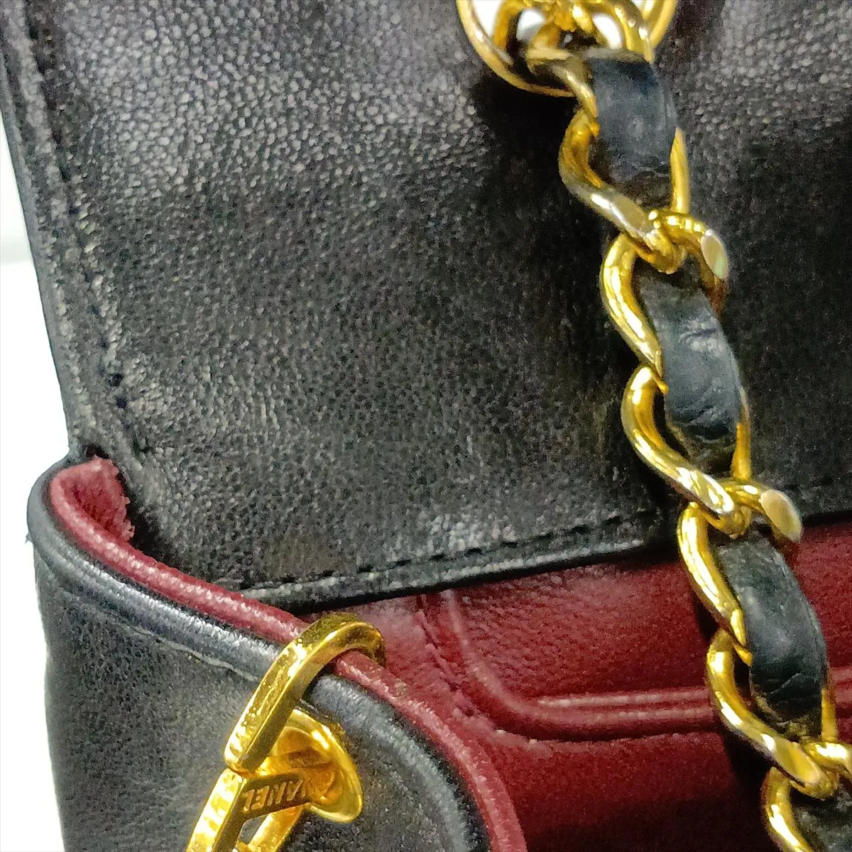 Matelassé Lambskin Single Flap Single Chain Bag, Black with Gold Hardware, Item No. 1574157 (Serial Number 1) — view 13