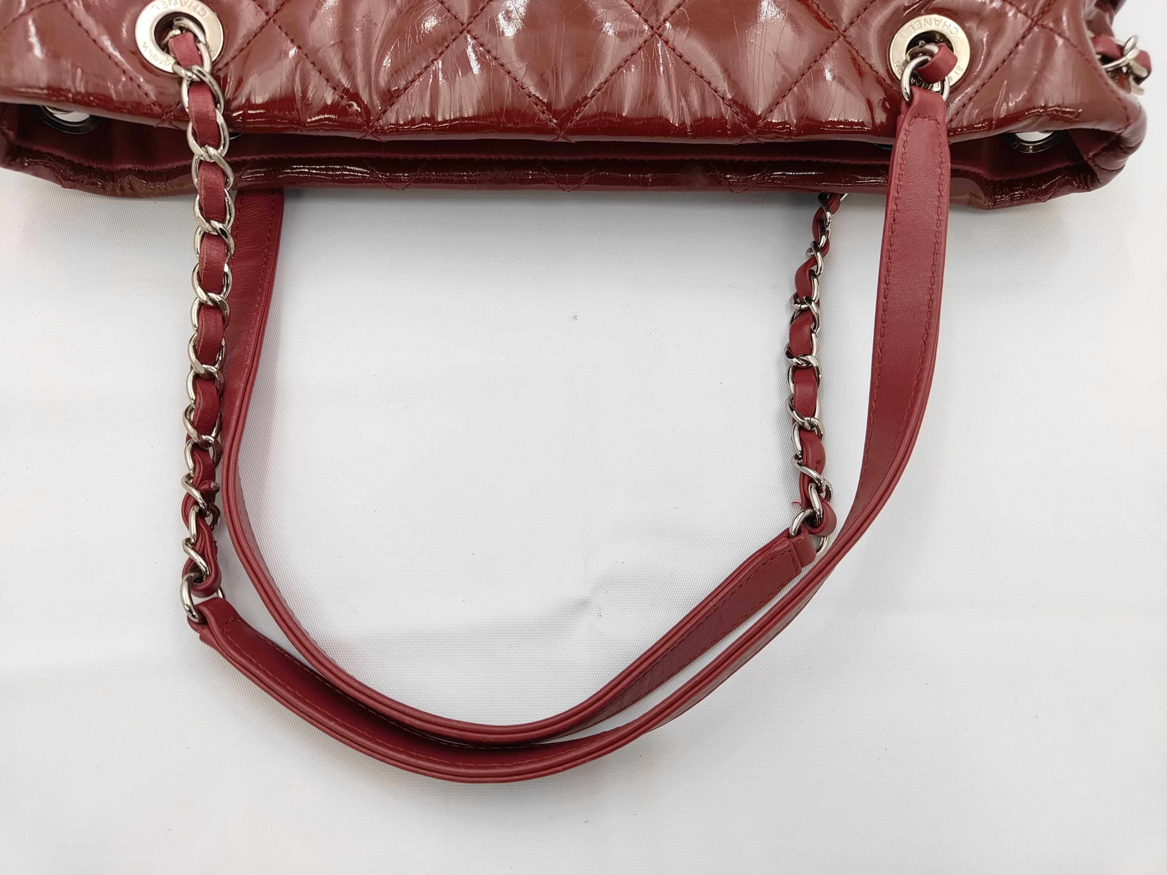 MY- Matelasse Patent Leather Chain Shoulder Bag Red Silver Metal Fitting Shoulder Bag — view 3