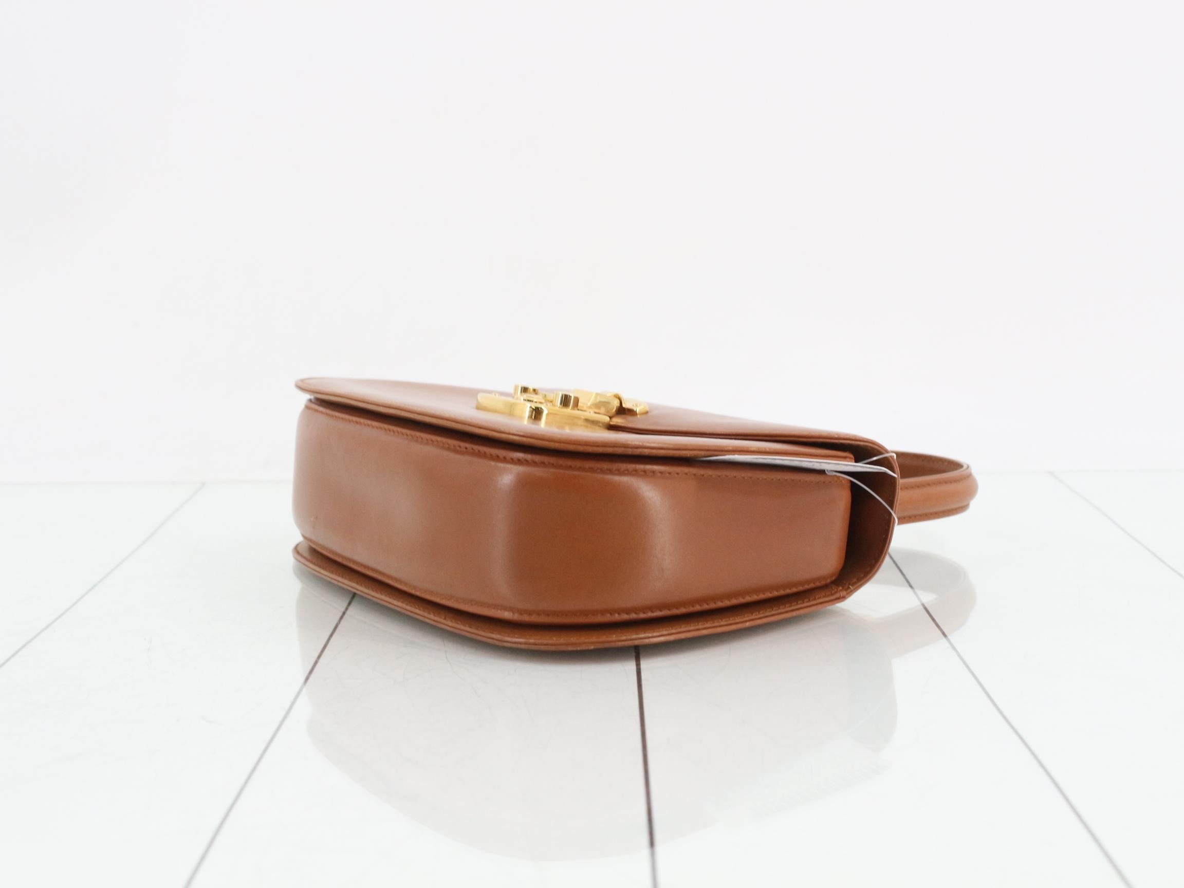 Lady Lock Leather Handbag with Mirror — view 6