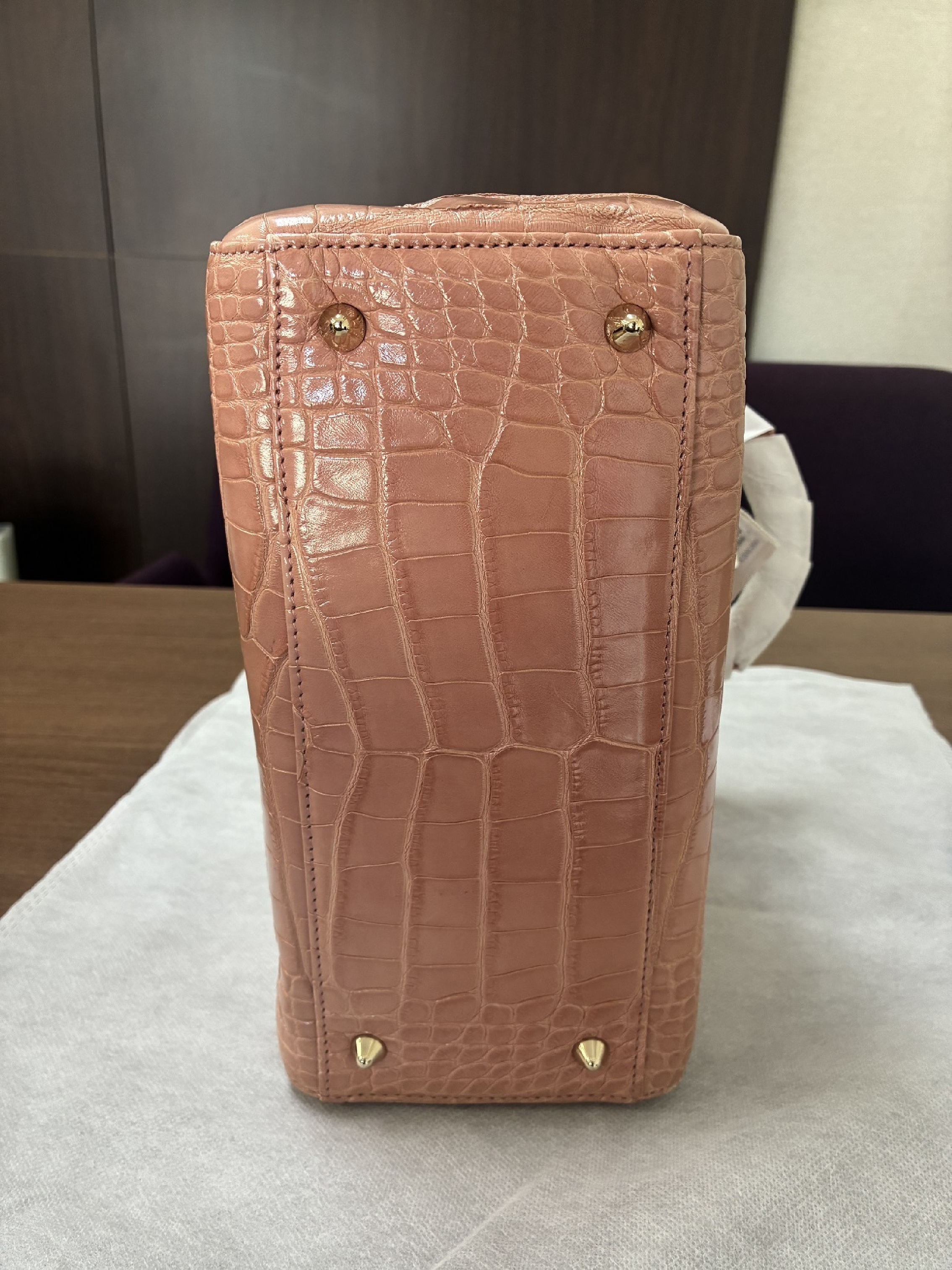 Lady Dior Medium Cocodile Pink Handbag — view 9