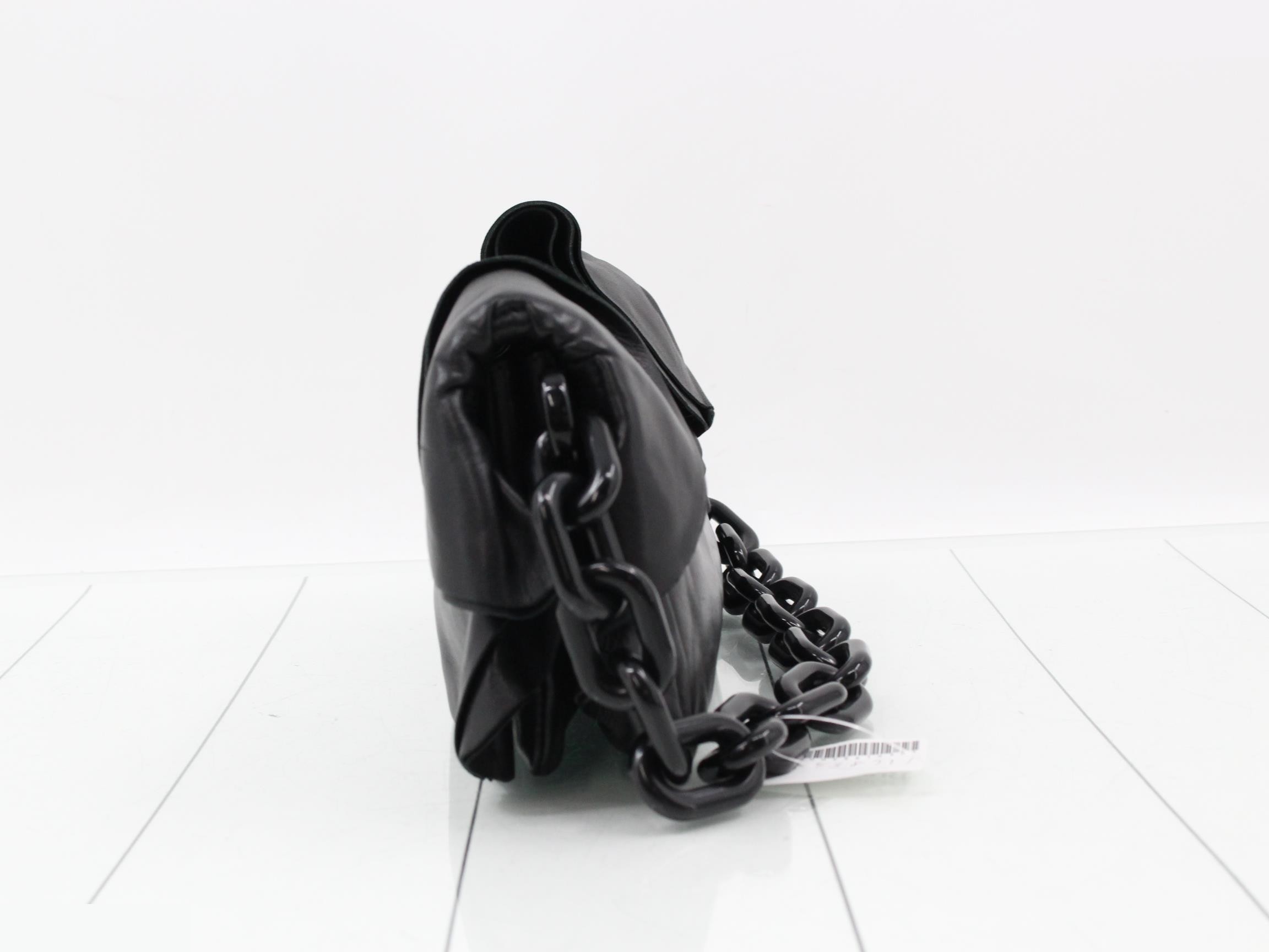 Other lines: Bags & Shoulder Bags, Leather, Chain — view 3