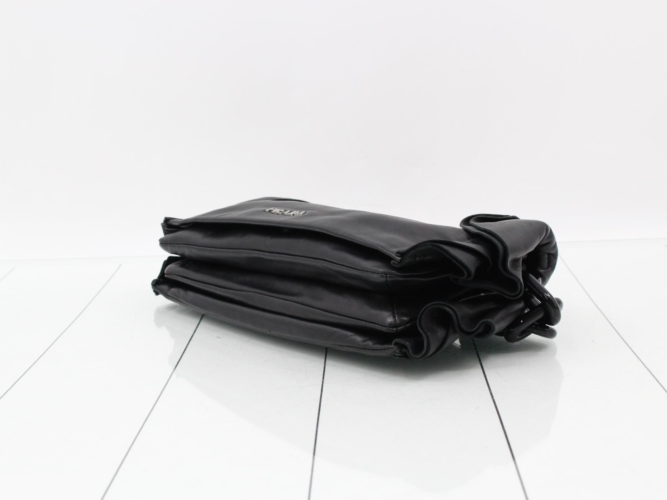 Other lines: Bags & Shoulder Bags, Leather, Chain — view 6
