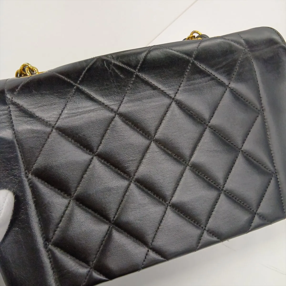 Matelassé Lambskin Single Flap Single Chain Bag, Diana Flap, Black with Gold Hardware, 3146744, Series 3 — view 15