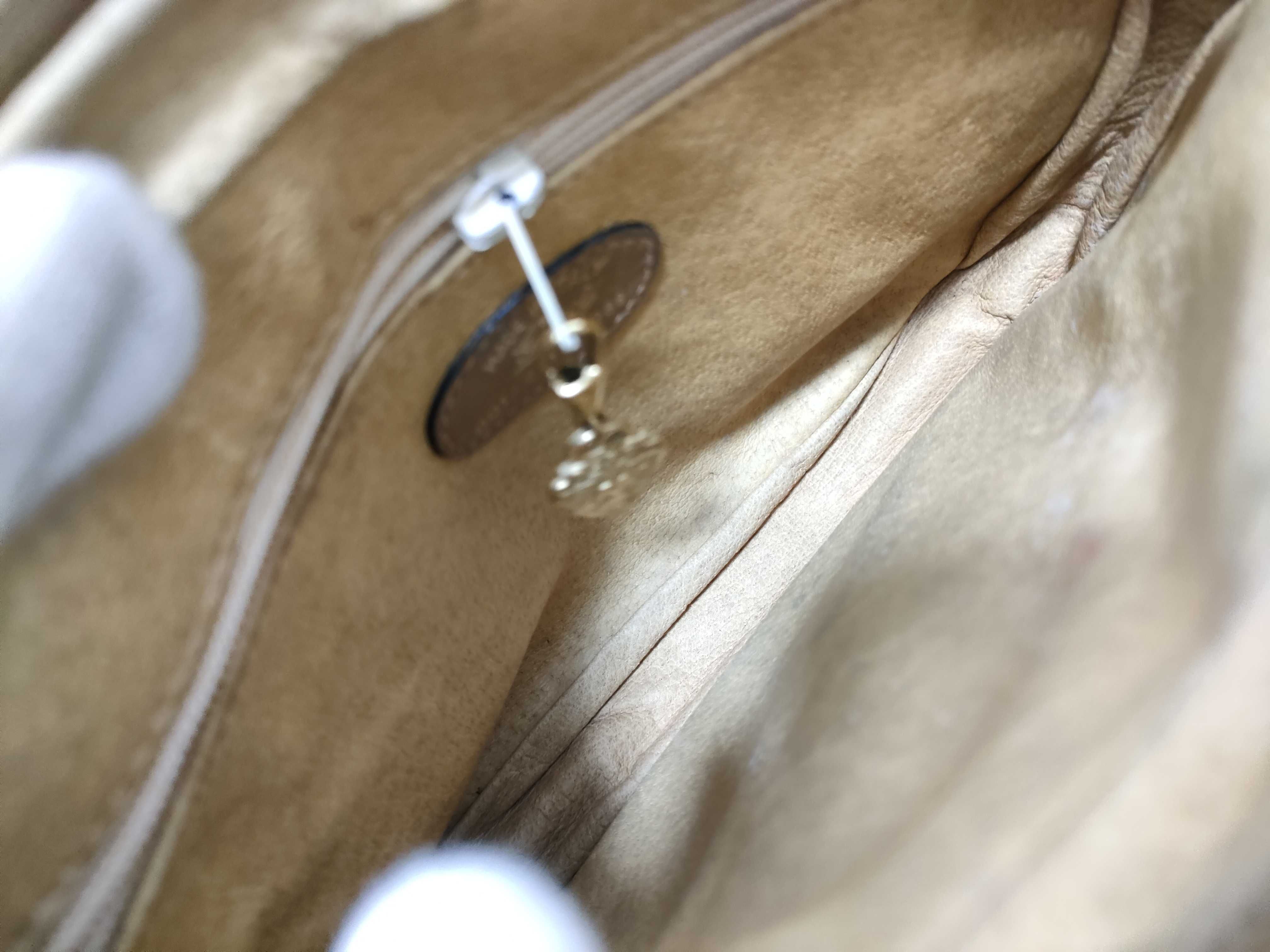 001 261 0988 Shoulder Bag — view 11
