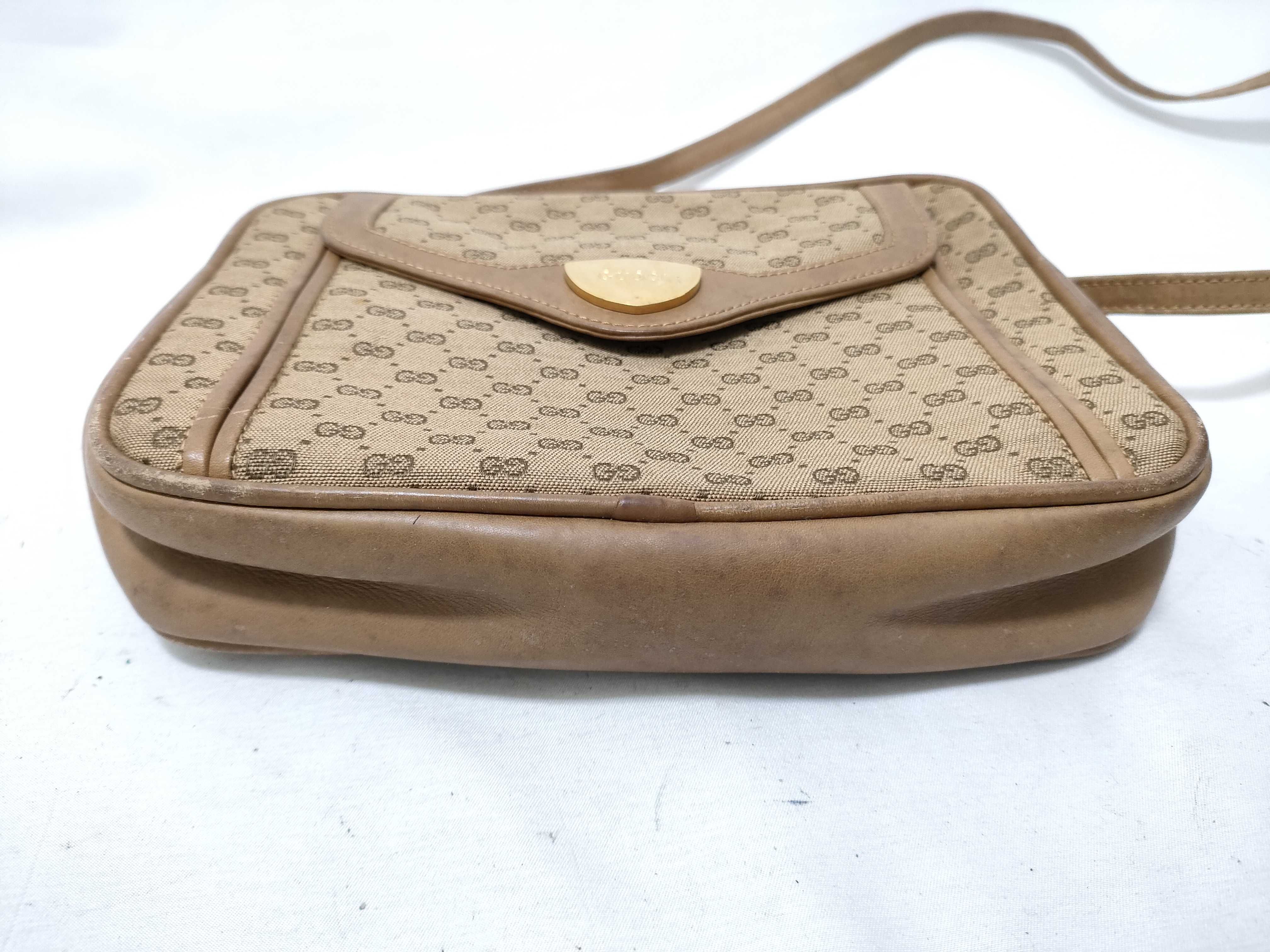 001 261 0988 Shoulder Bag — view 8