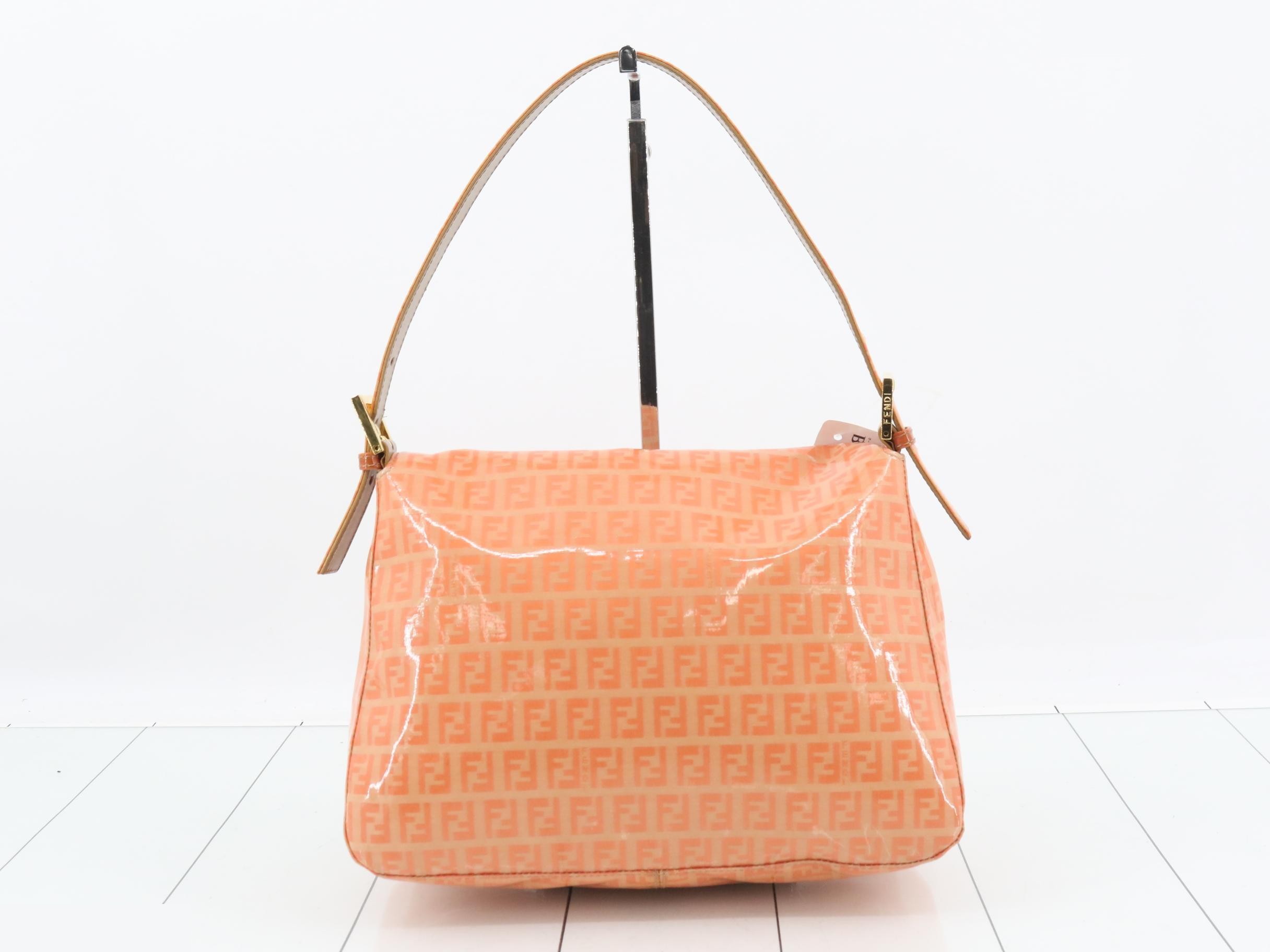 Zucchino Shoulder Bag — view 2