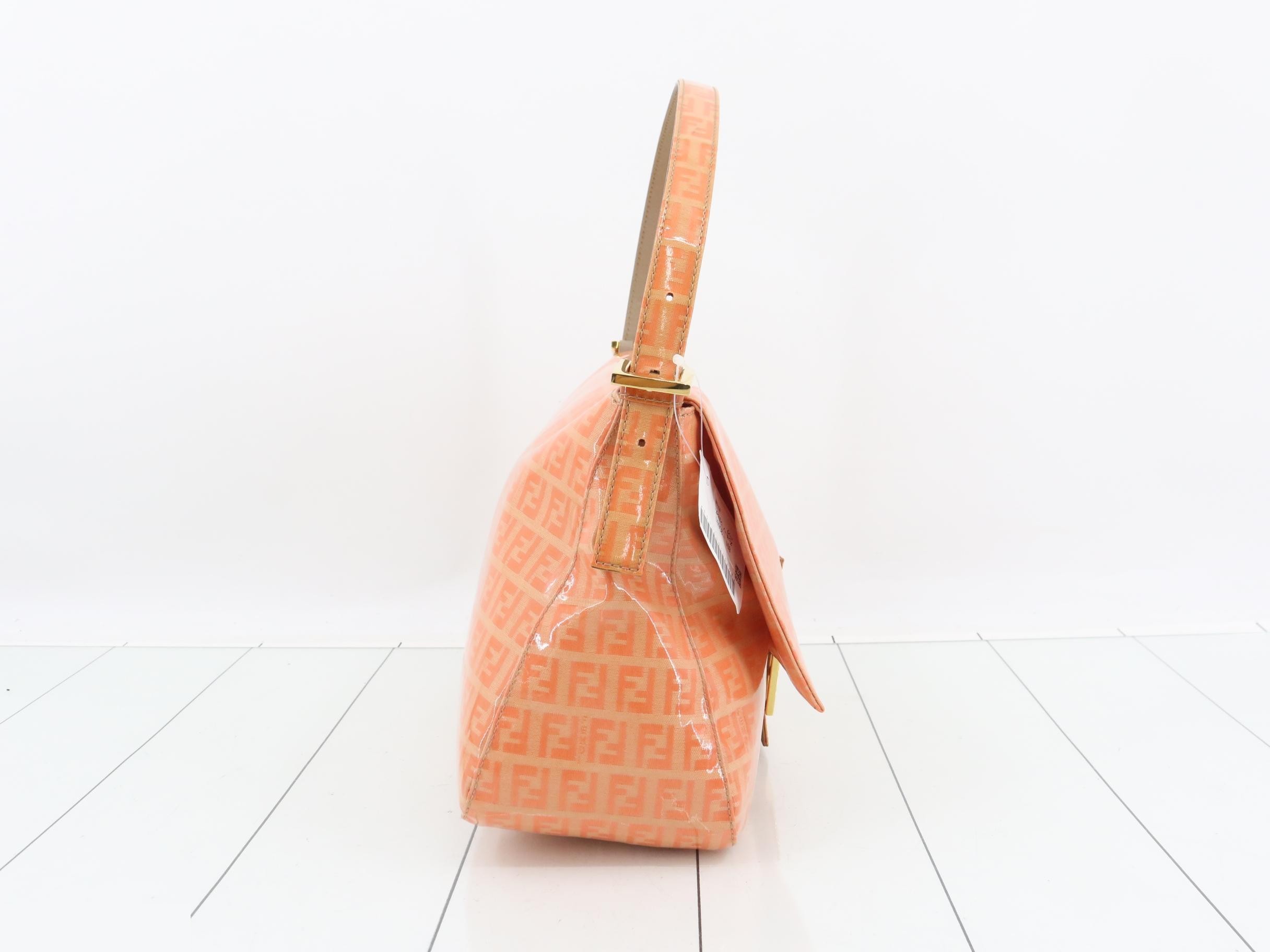 Zucchino Shoulder Bag — view 4