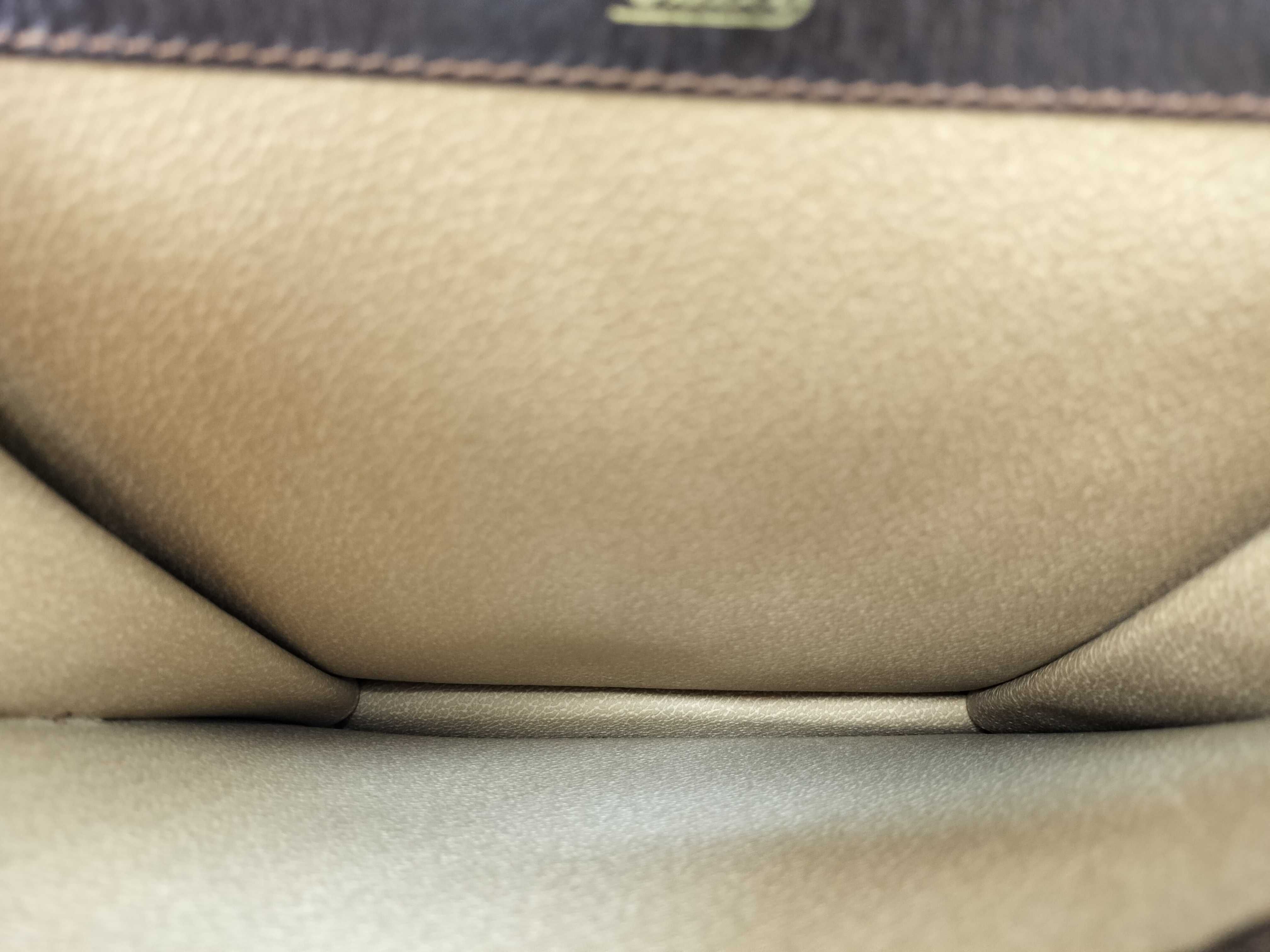Old GG Canvas Sherry Line Square Shoulder Bag — view 10