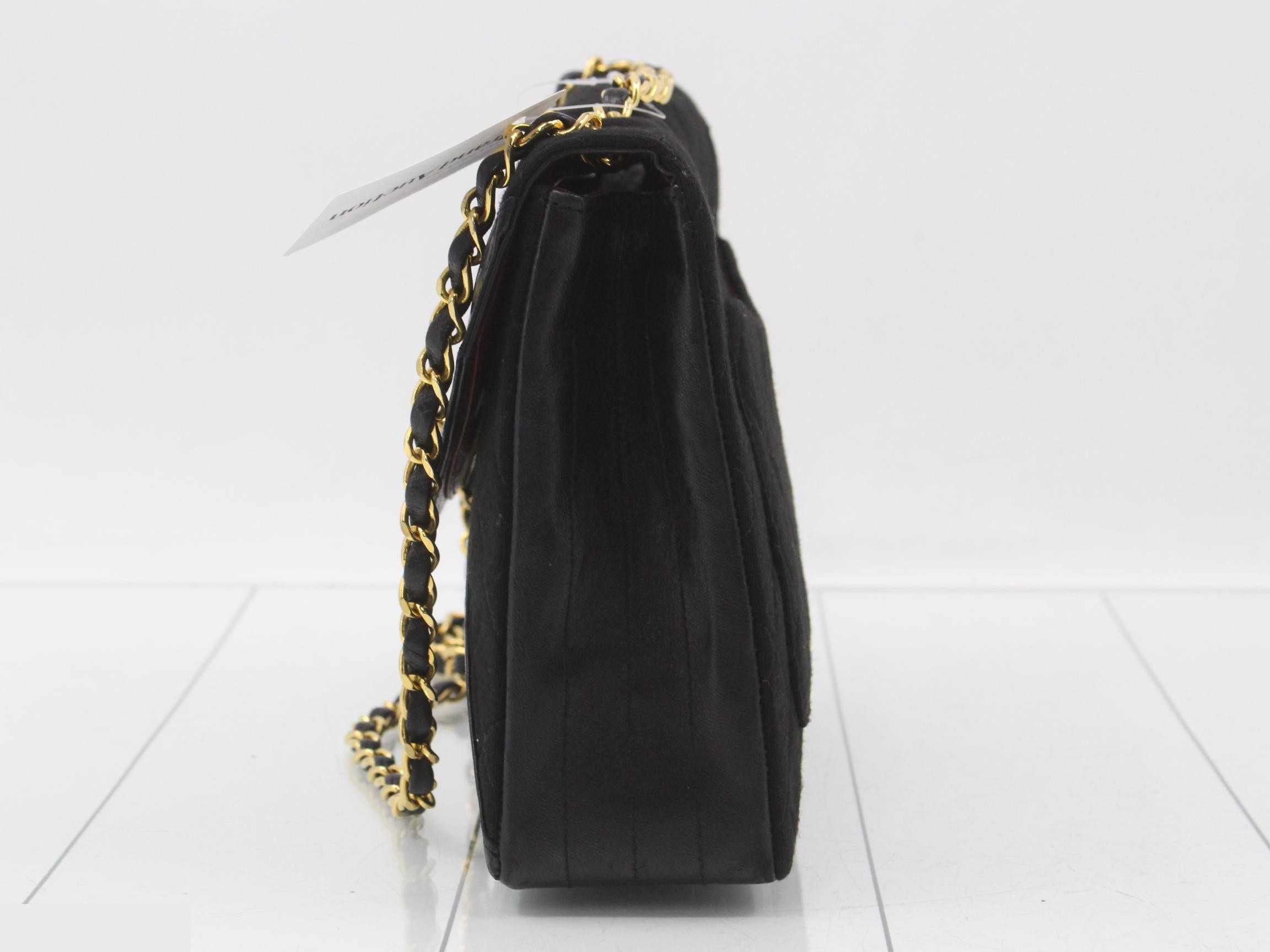 Jersey Matelassé Turnlock Chain Shoulder Bag — view 3