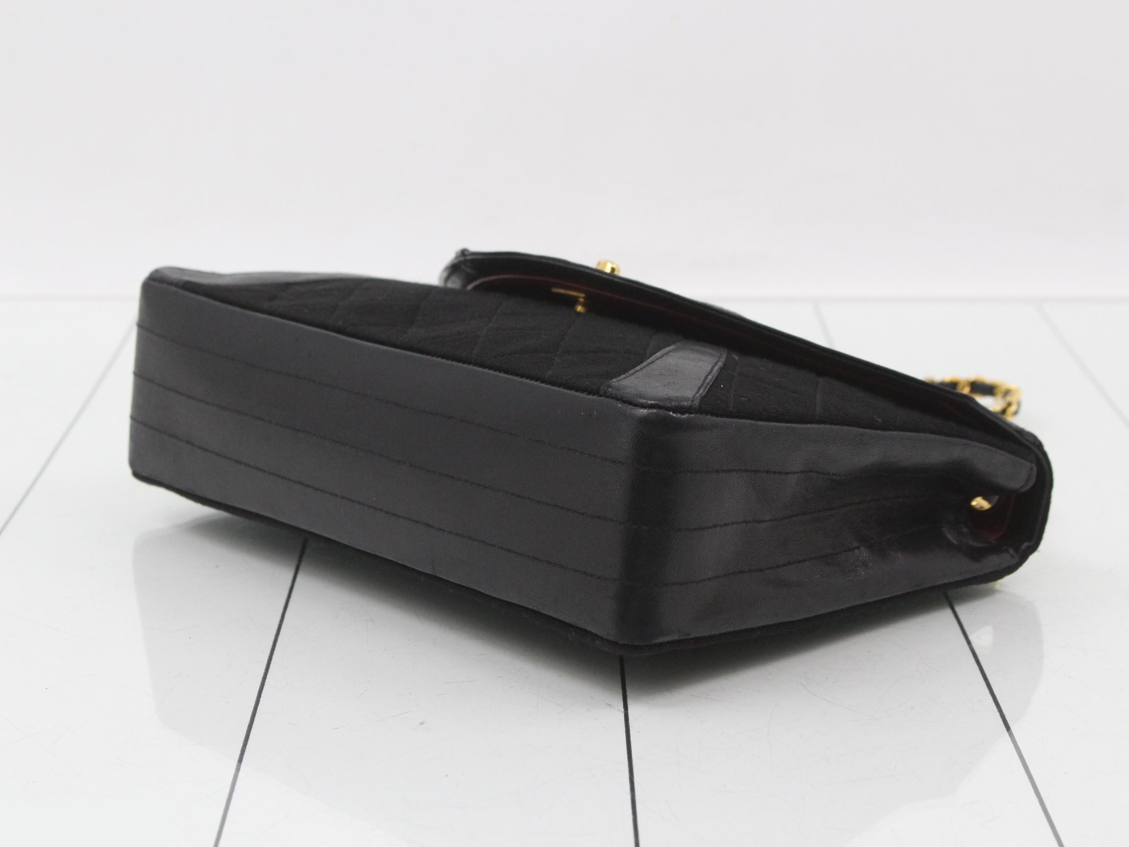 Jersey Matelassé Turnlock Chain Shoulder Bag — view 6