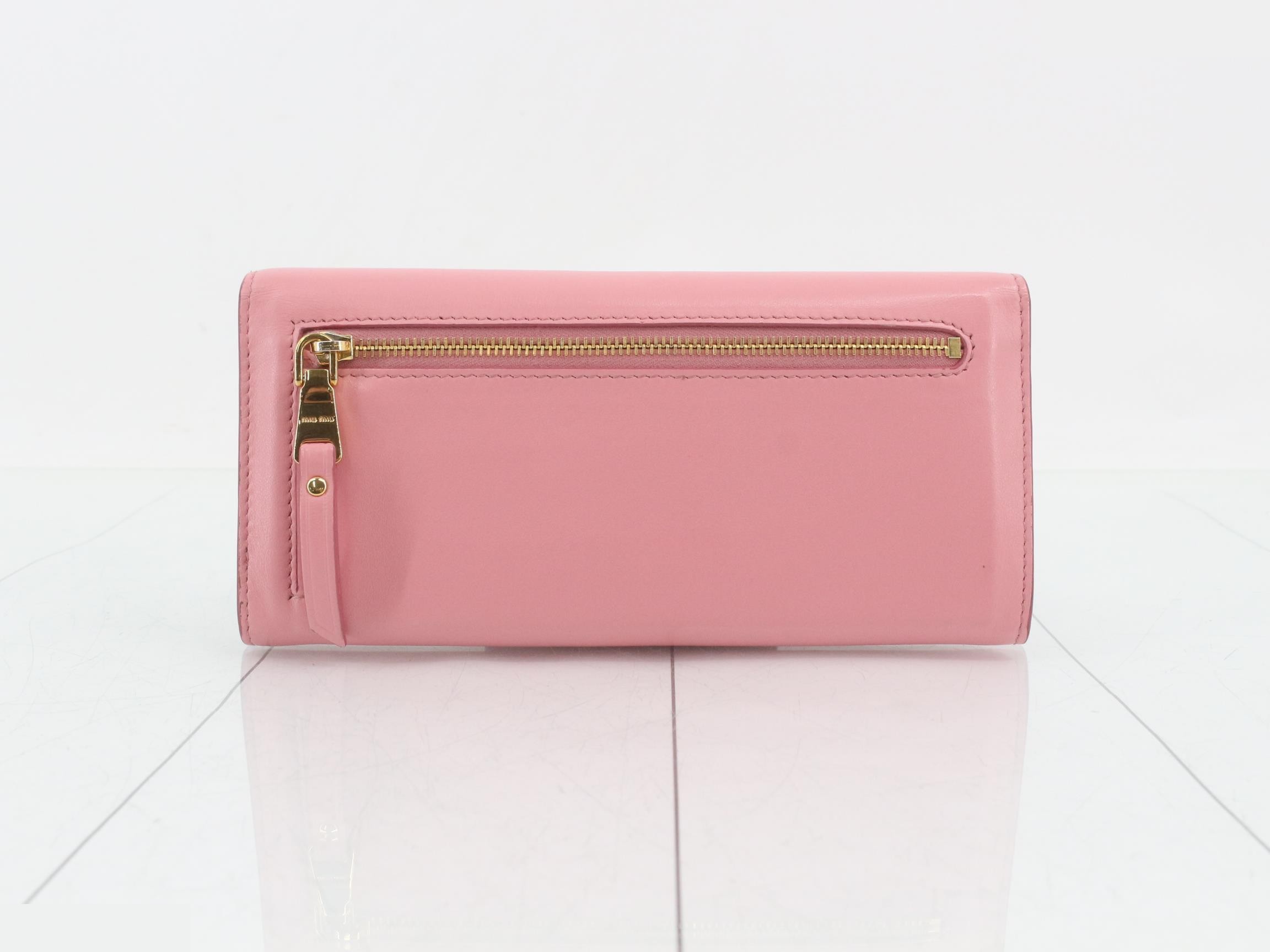 Other lines: Bags and Wallets — view 2