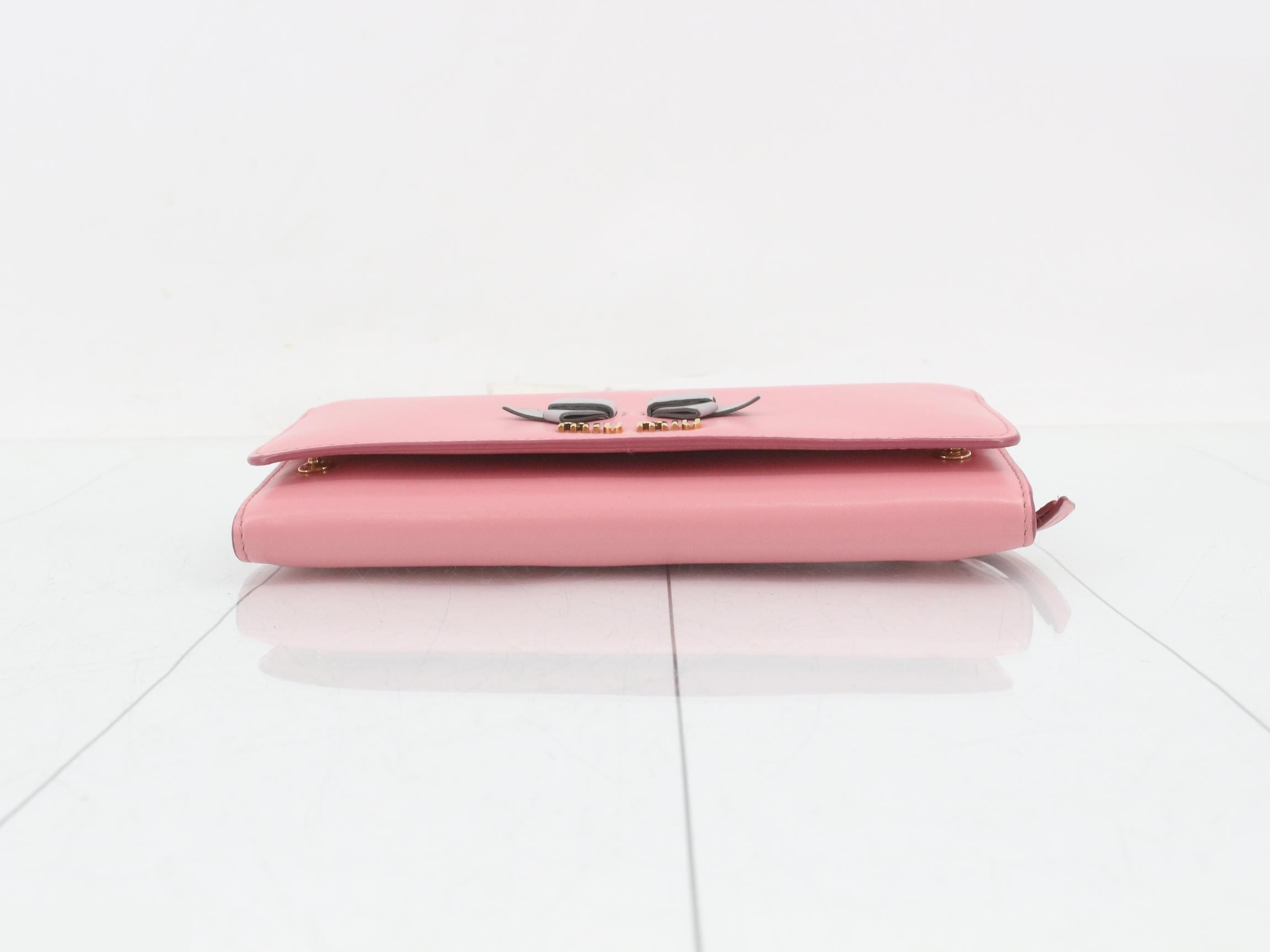 Other lines: Bags and Wallets — view 3