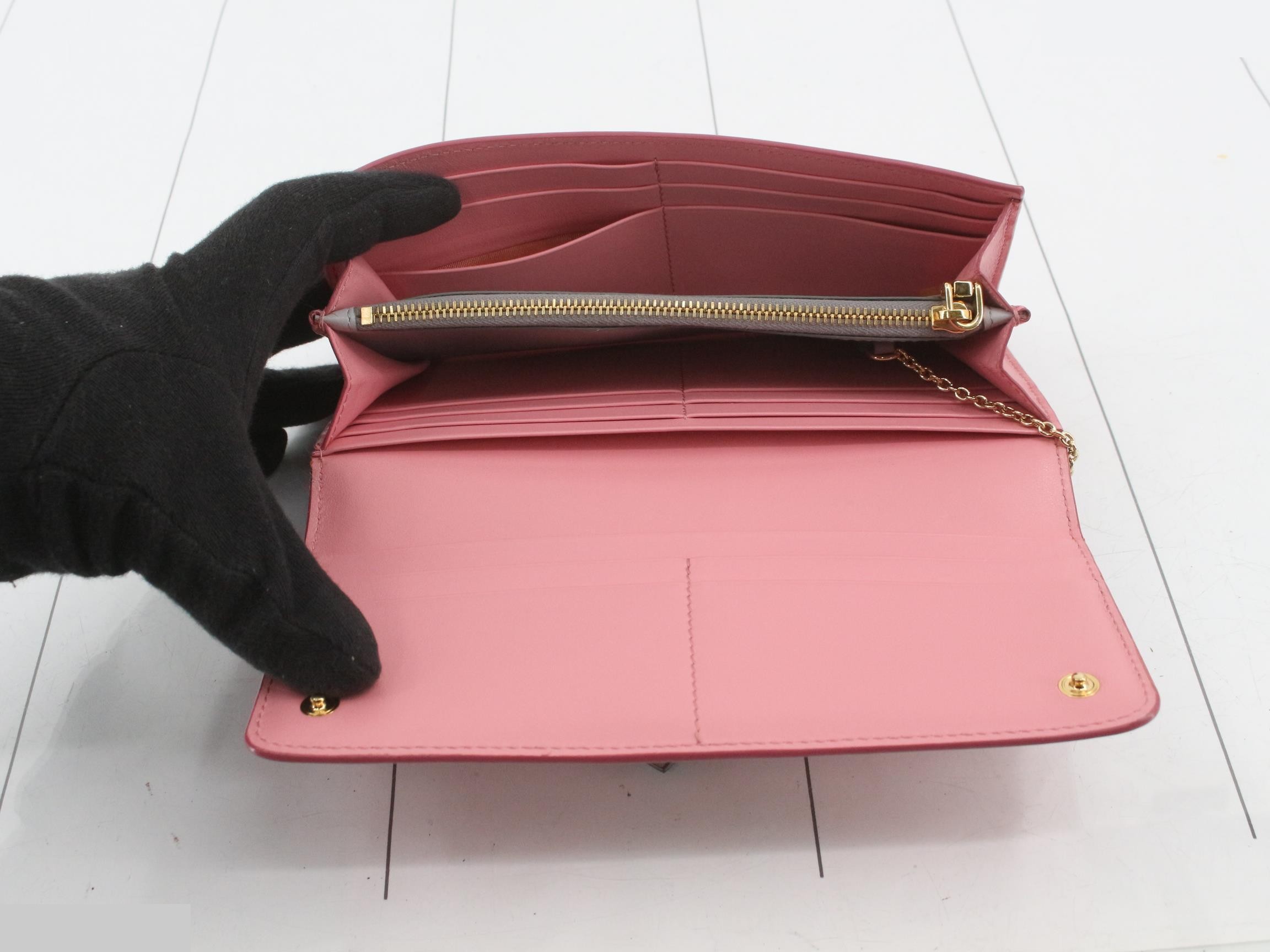 Other lines: Bags and Wallets — view 4