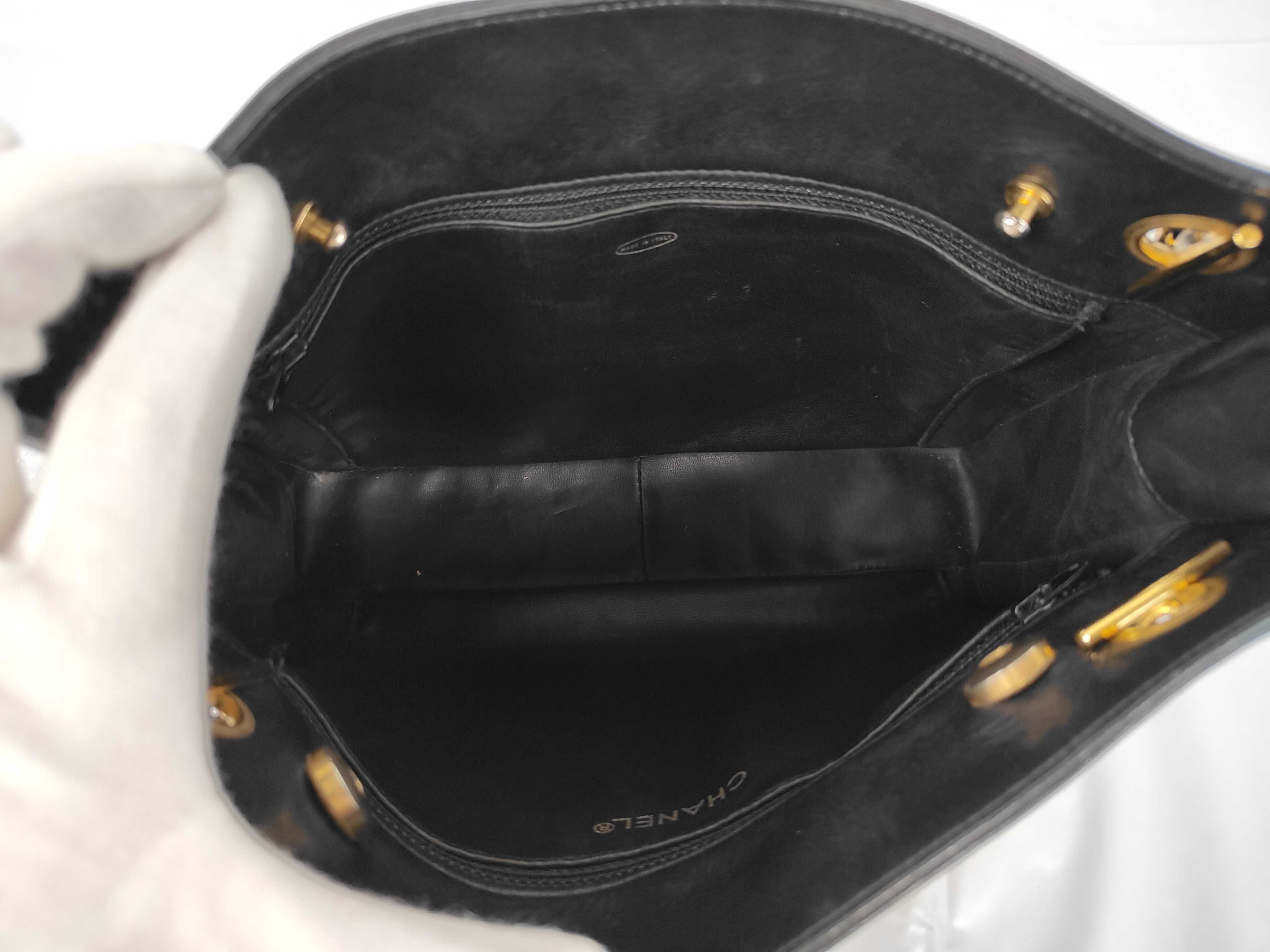 Lambskin Matelassé Chain Shoulder Bag, Gold Hardware, Black, Seal 0843254 Shoulder Bag — view 9
