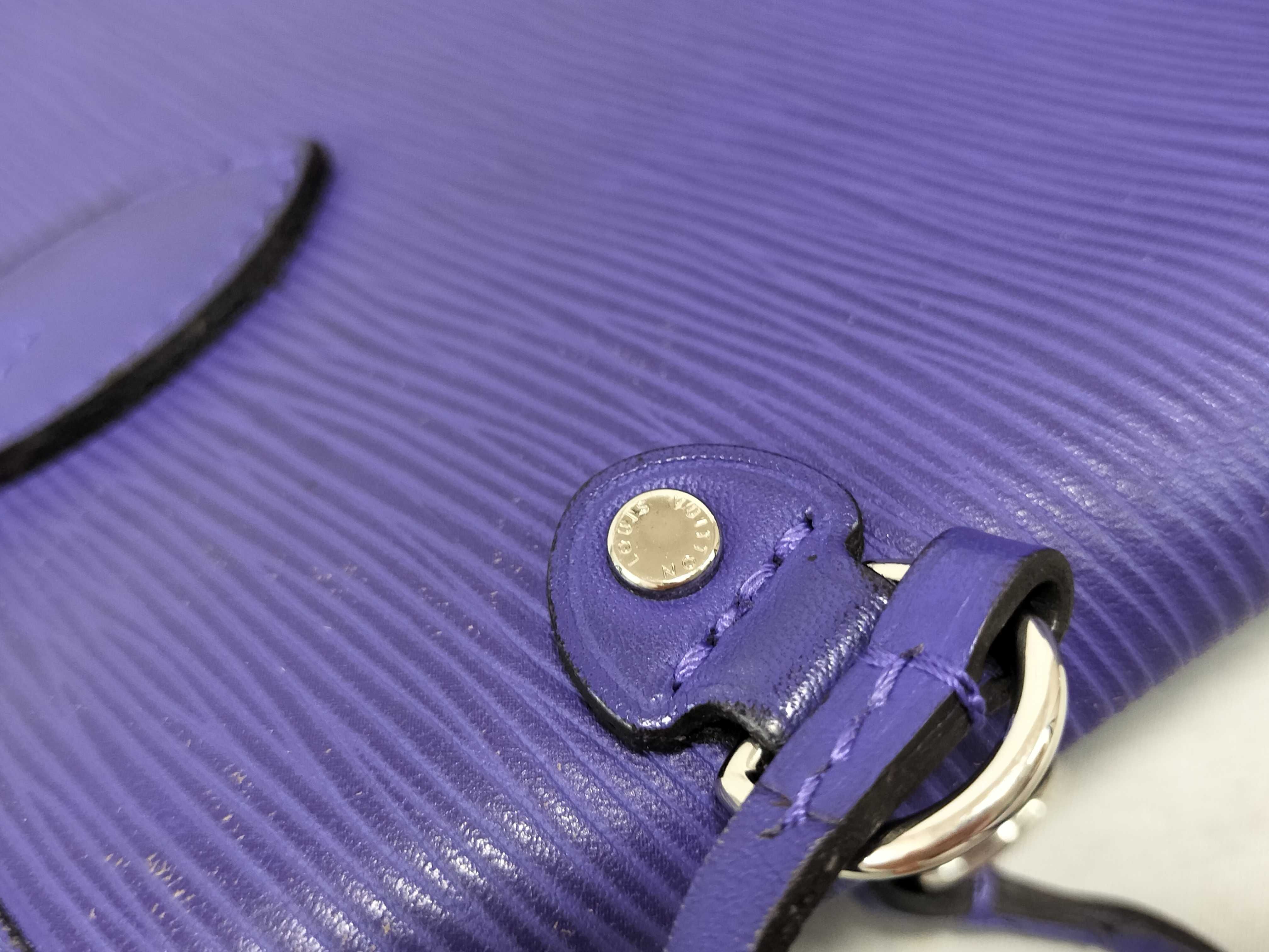 Epi Neverfull MM Tote Bag — view 13