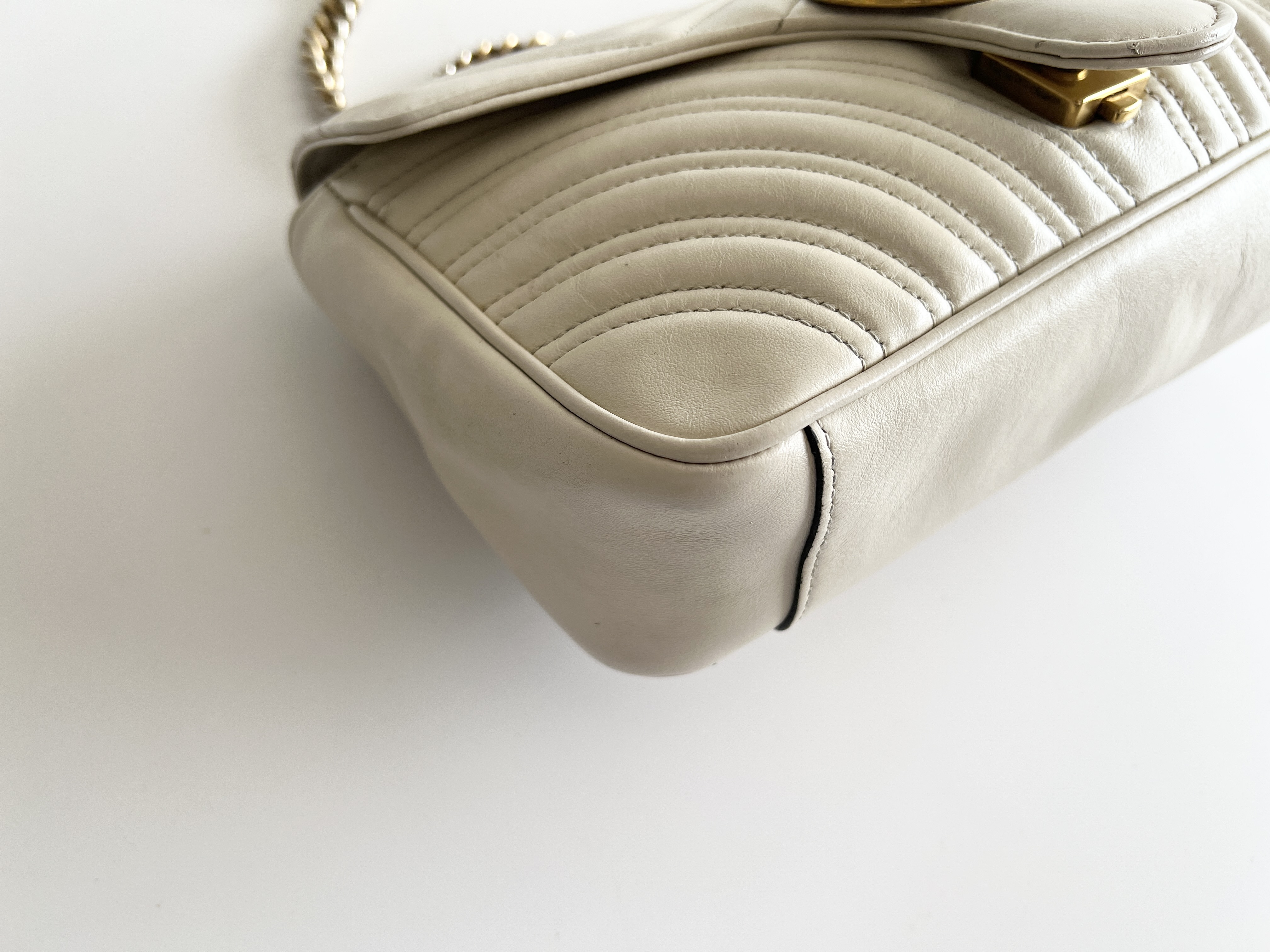 Marmont Quilted Leather Chain Shoulder Bag — view 9