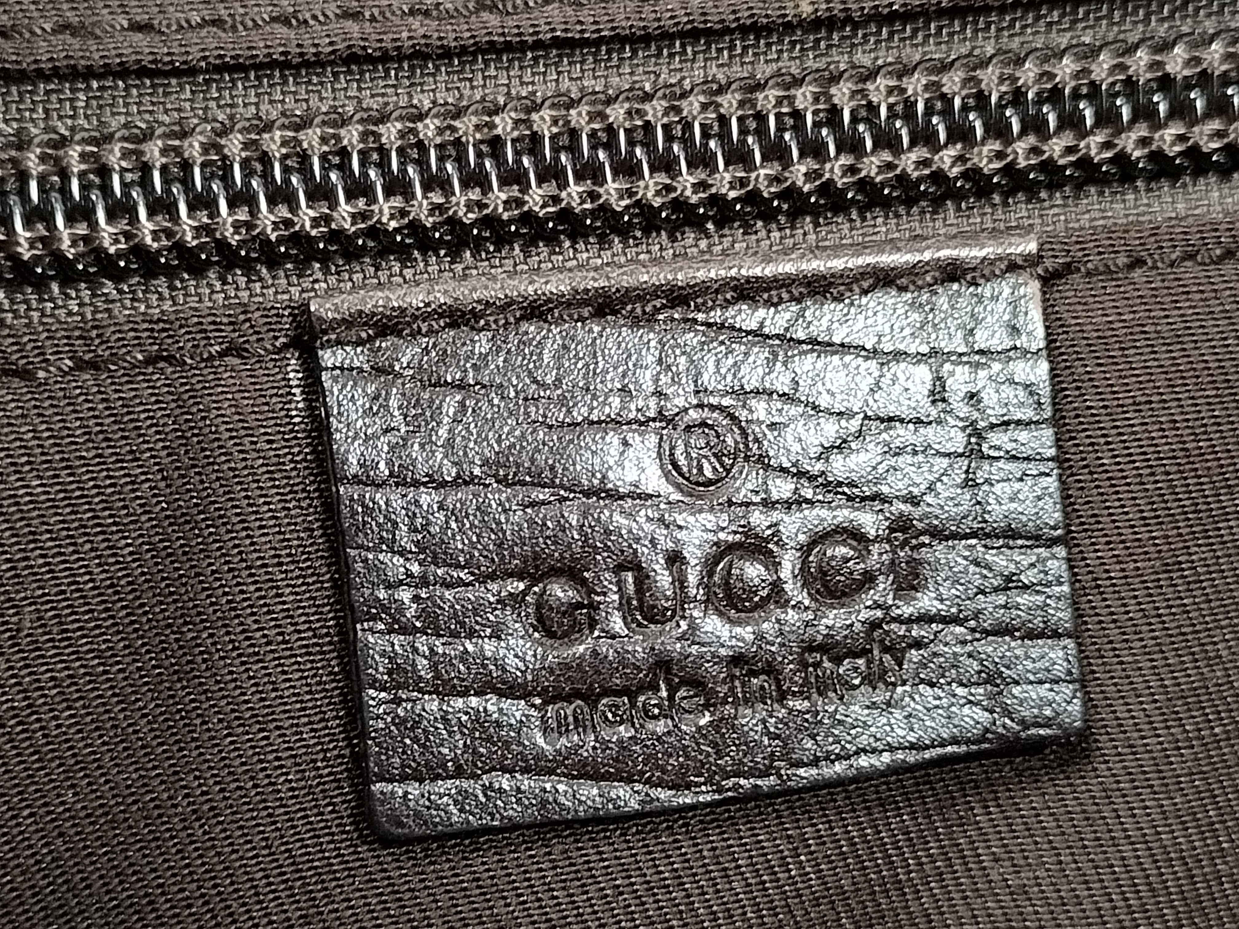 GG Supreme Gucci Tote Bag — view 11