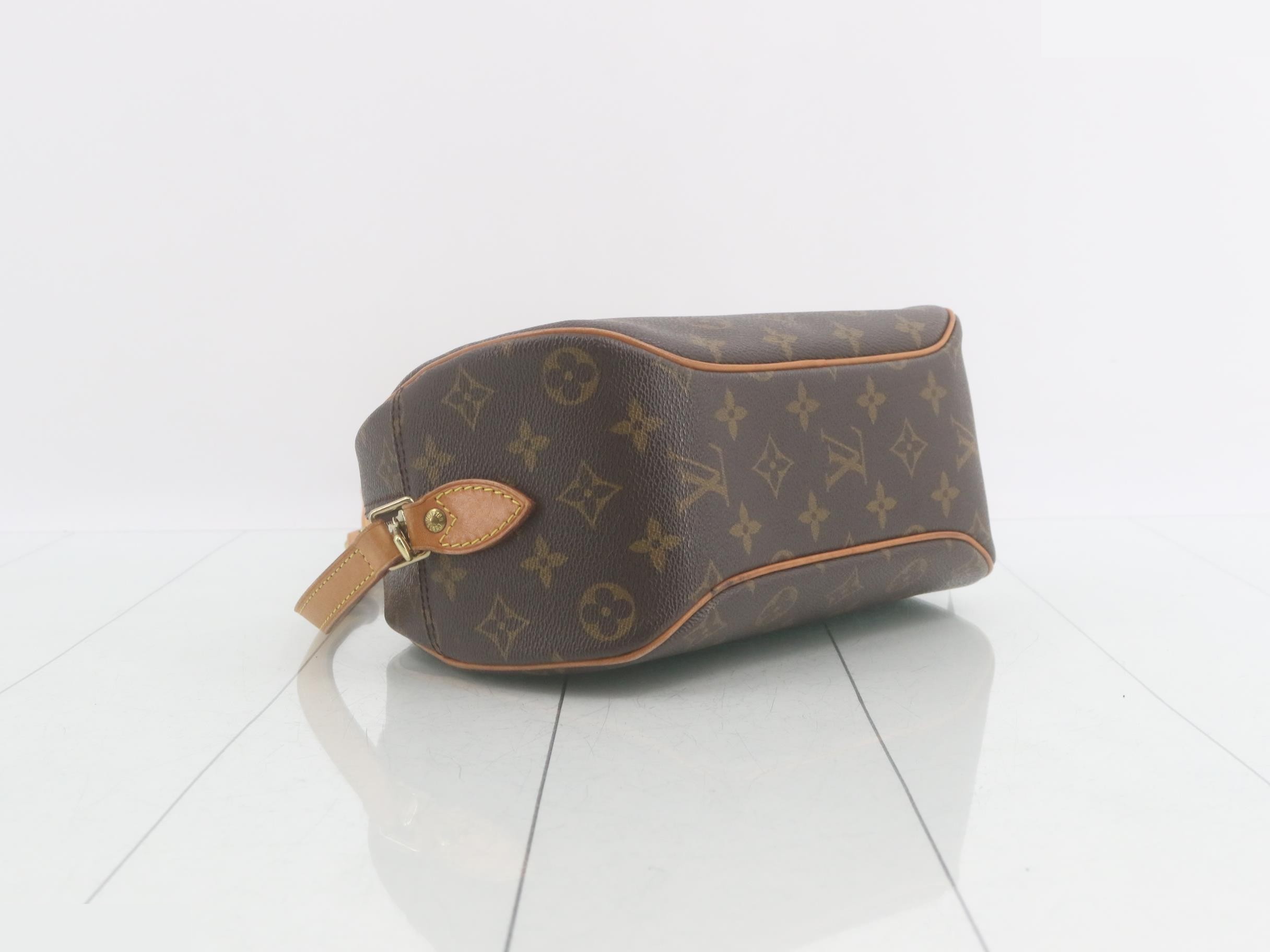 Blois Monogram Shoulder Bag — view 5