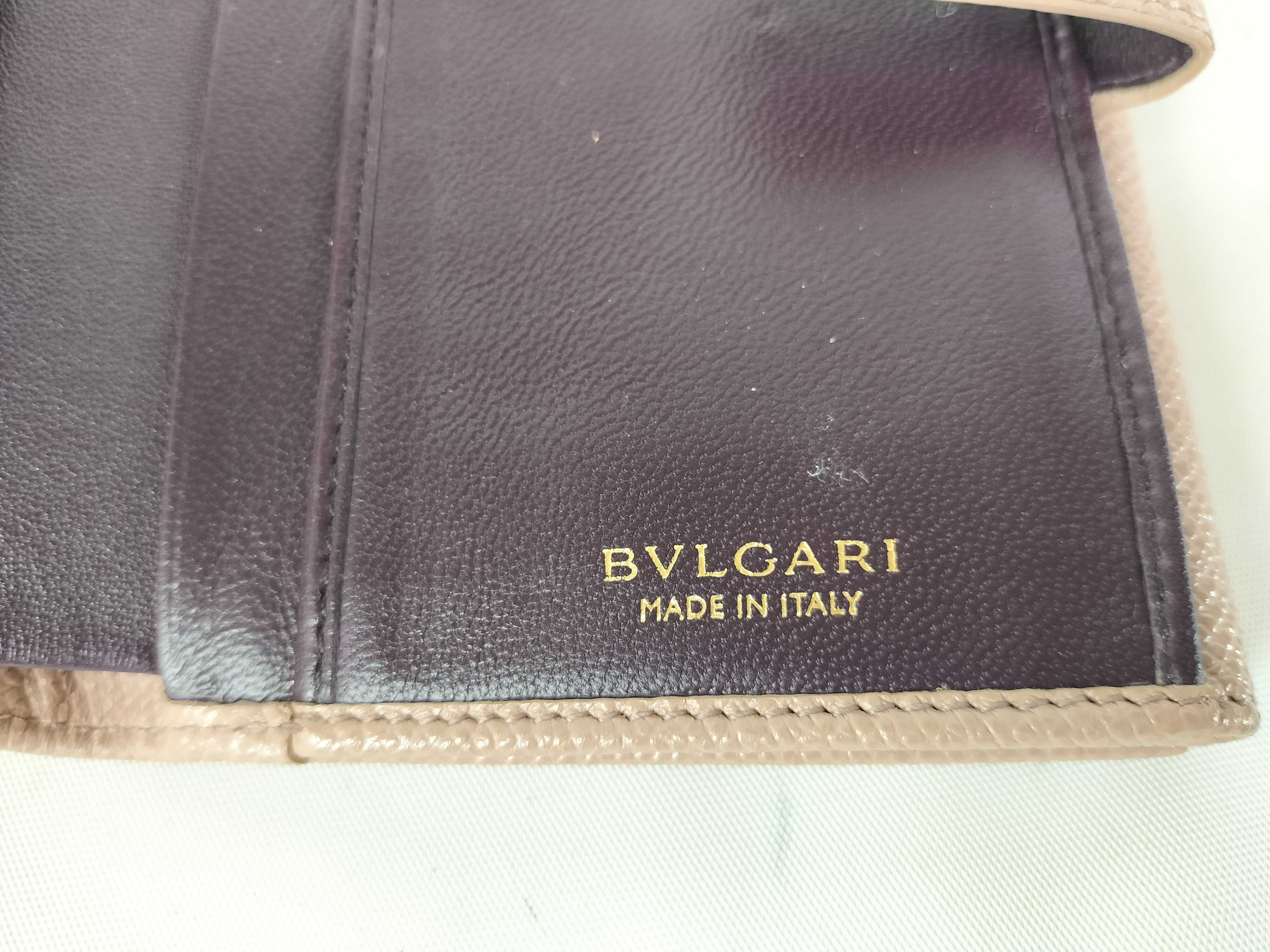 folding wallet — view 8