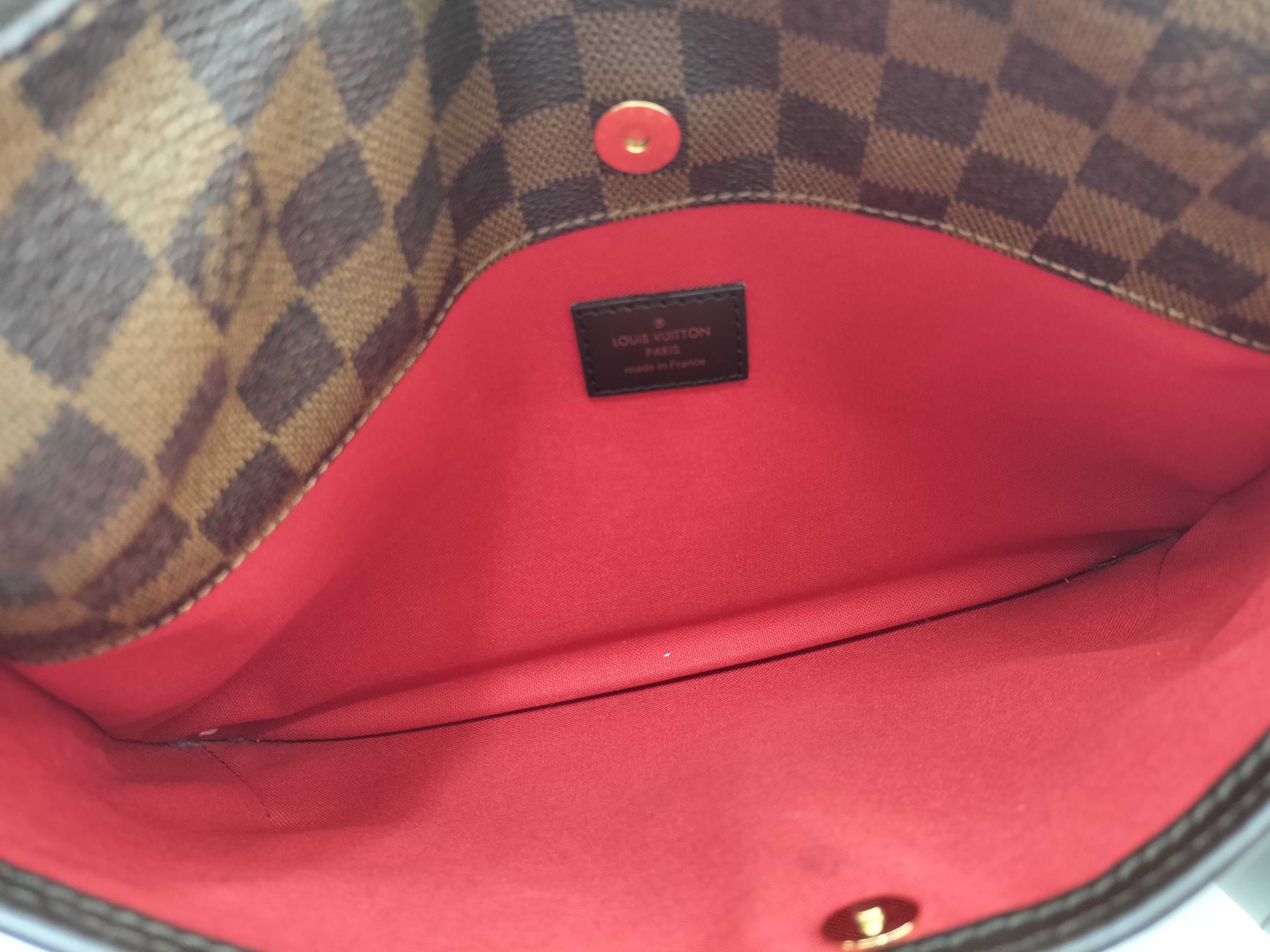 Damier Bloomsbury PM Shoulder Bag — view 15