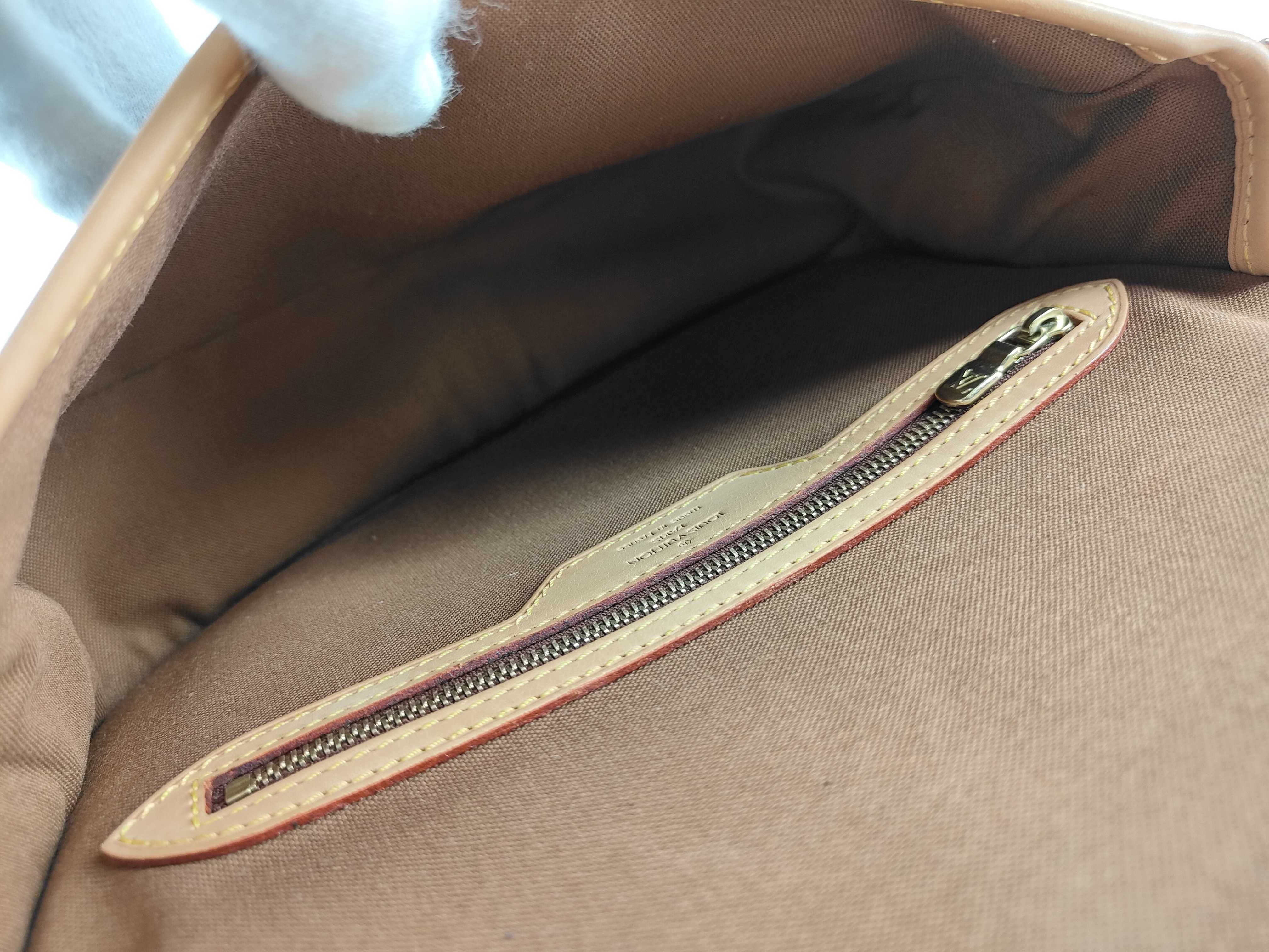 LV Sologne Shoulder Bag M42250 Monogram — view 10
