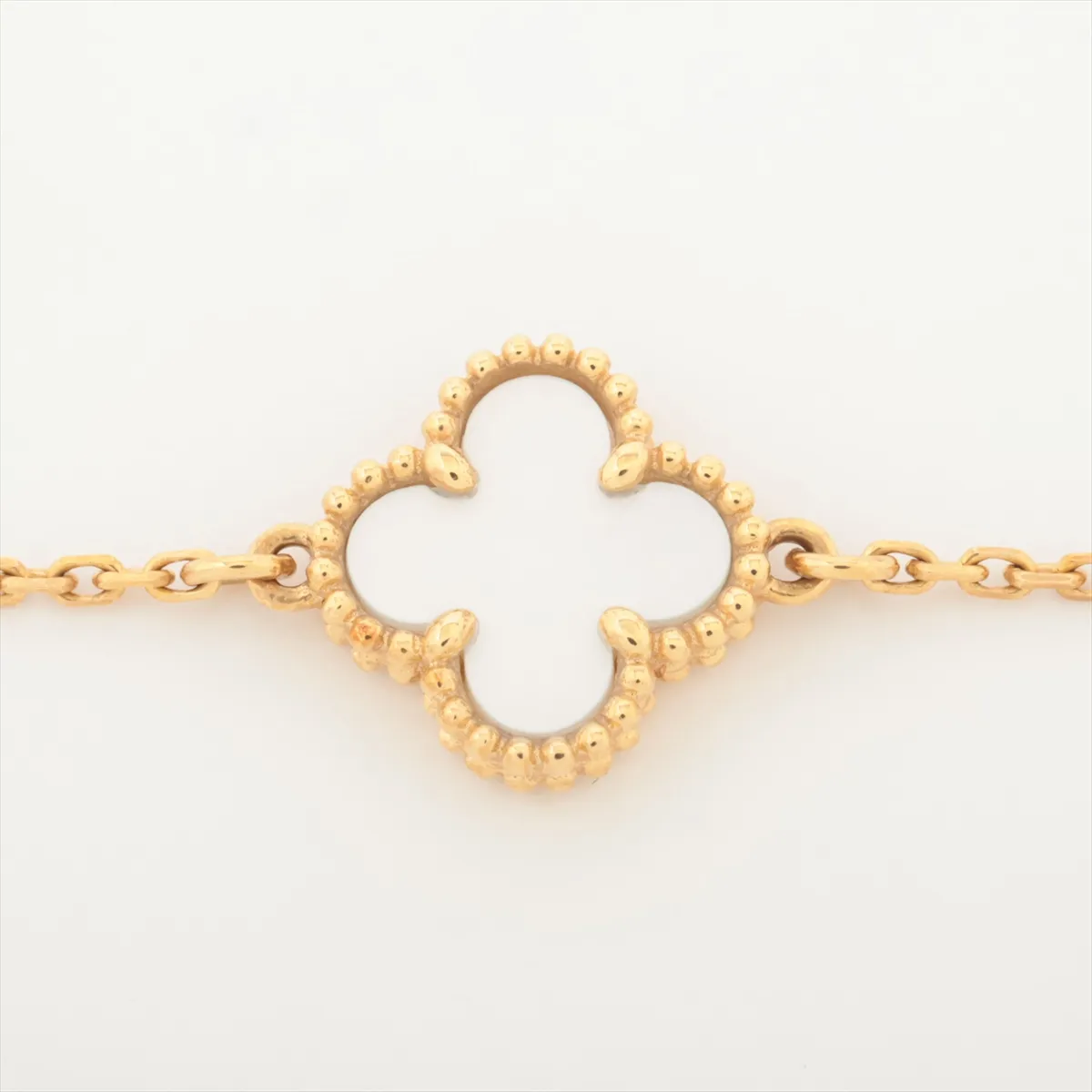 Sweet Alhambra Shell Bracelet 750(YG) 1.9g JD152374 Shell — view 2
