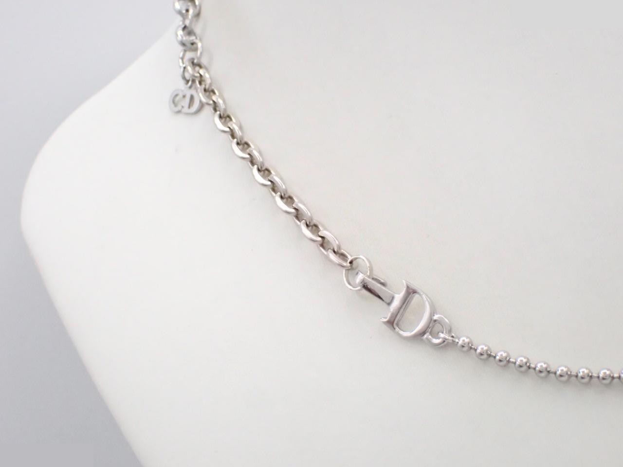 necklace pendant, total length approximately 44 cm — view 2