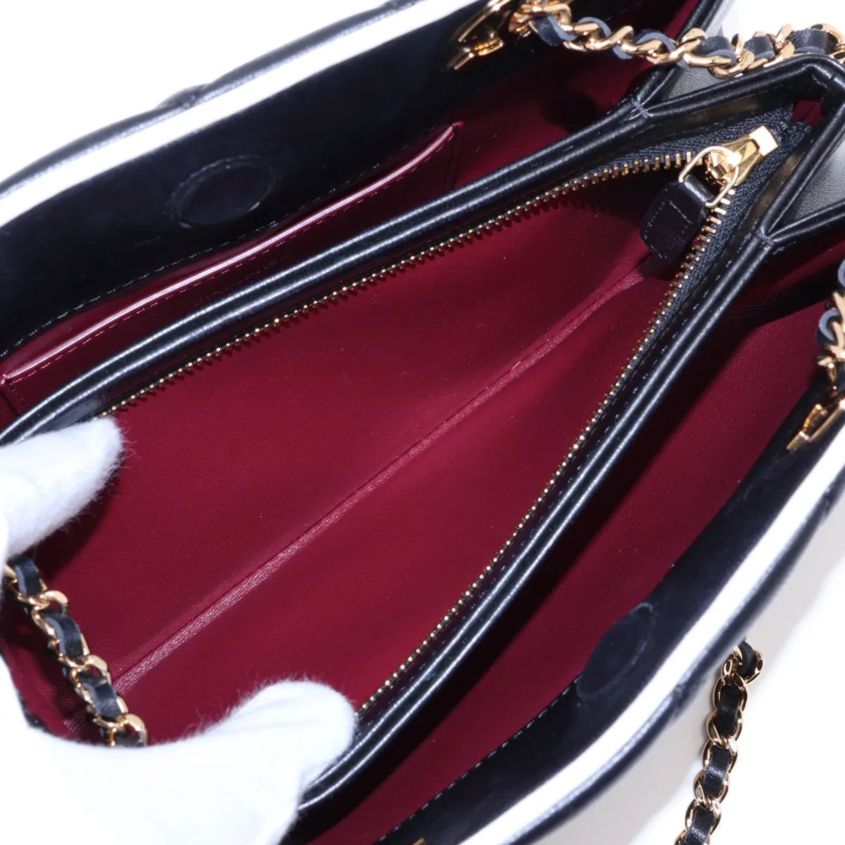 [Individually packaged] Chanel Matelassé Lambskin Chain Shoulder Bag Bowling Bag Black Gold Hardware K6HH849C Random Serial Number — view 8