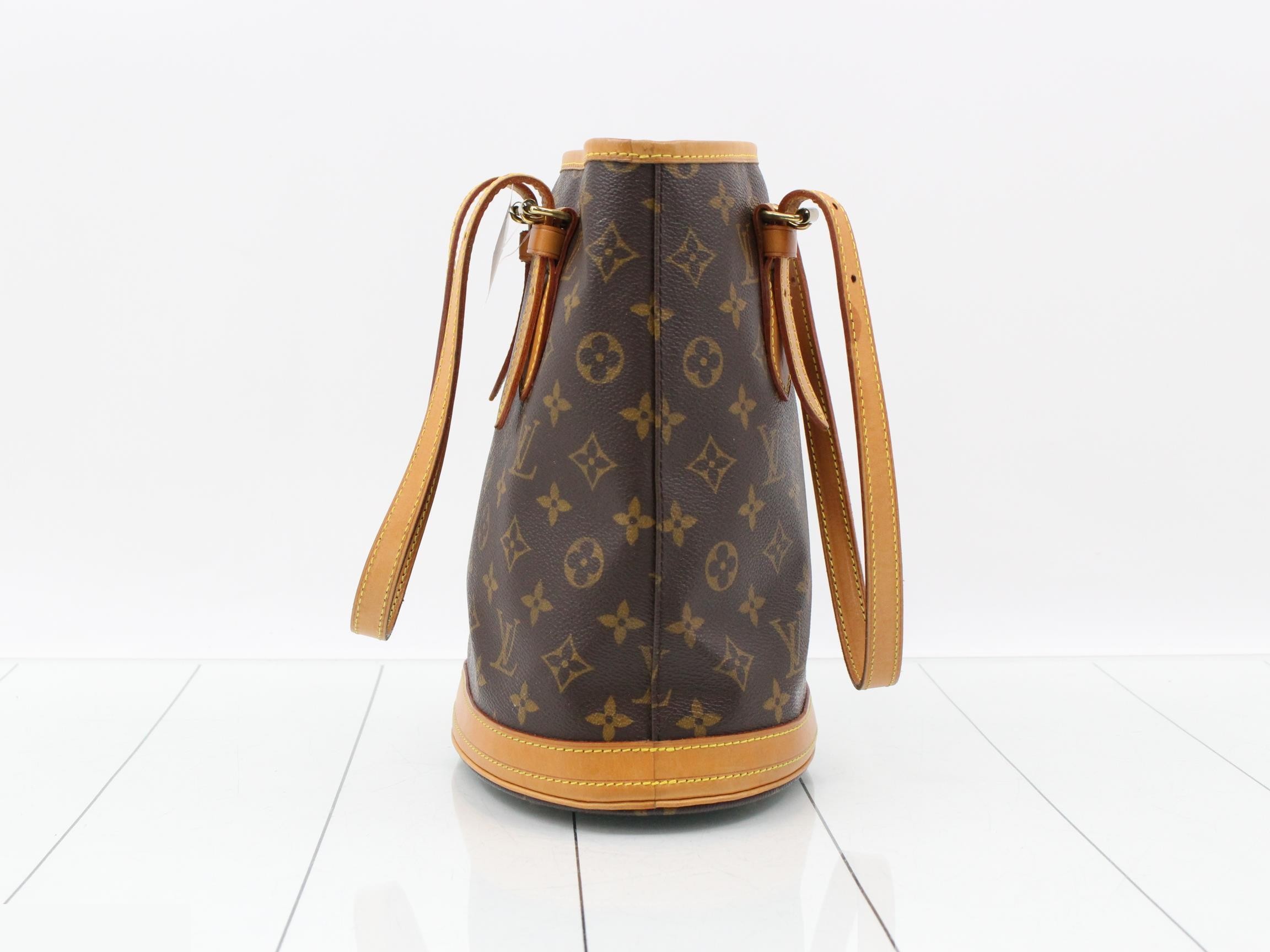 M42238 Bucket PM AR1927 with pouch W23 H26 D15.5 — view 3