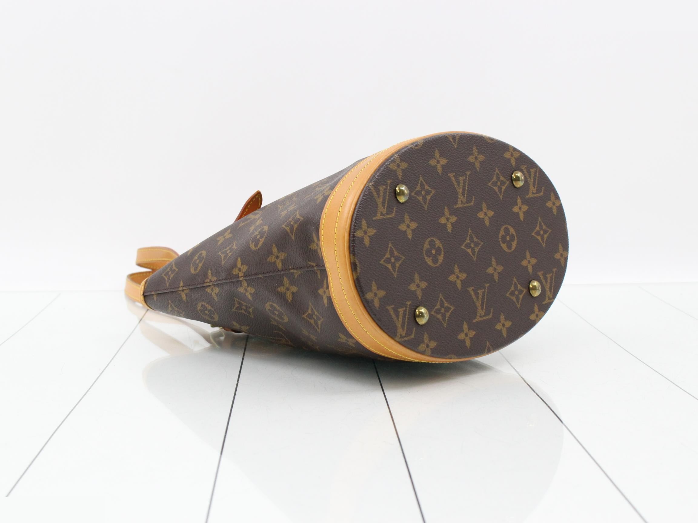 M42238 Bucket PM AR1927 with pouch W23 H26 D15.5 — view 5