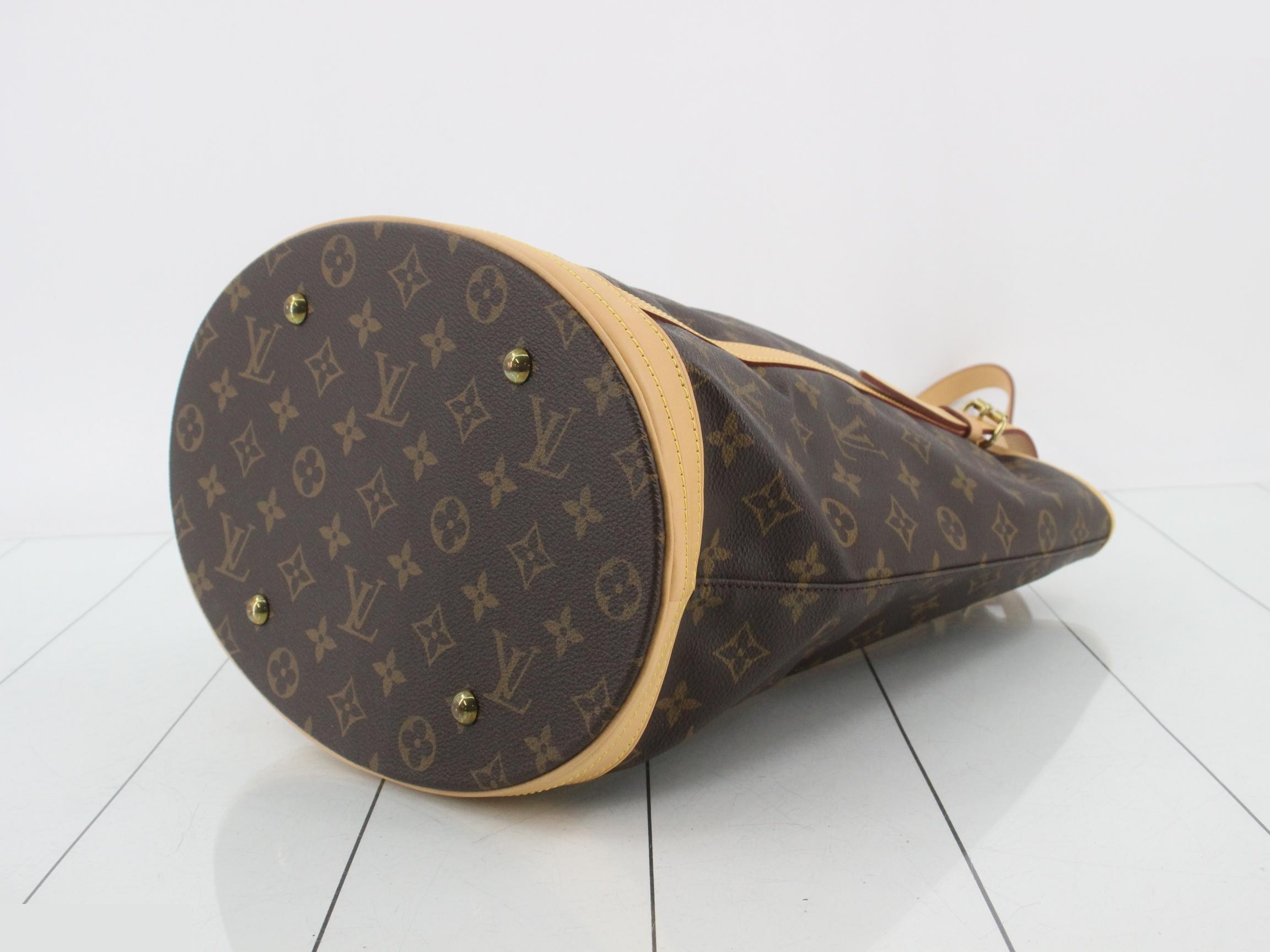Bucket GM Shoulder Bag M42236 DK2153 — view 6