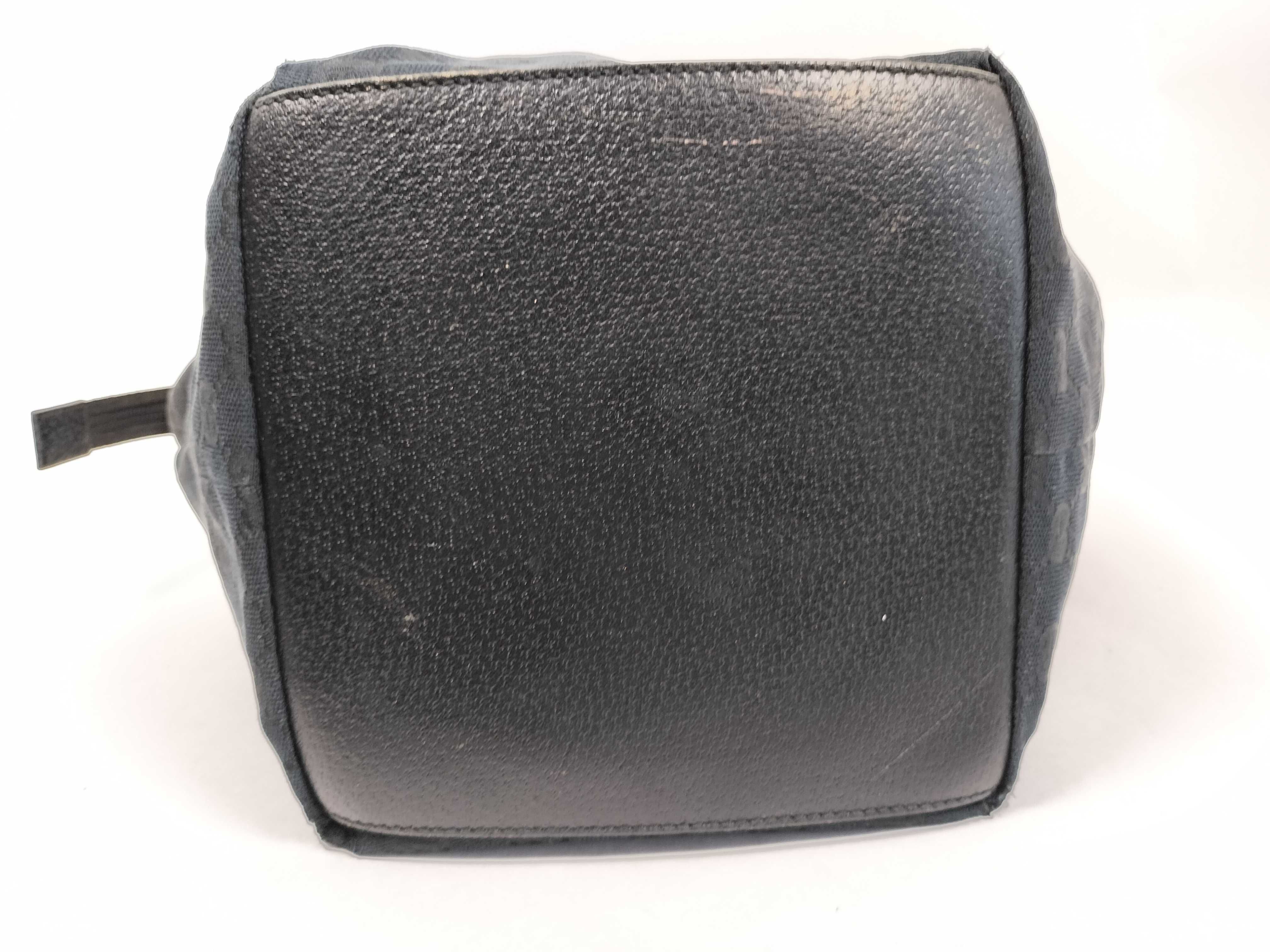 GG Canvas Gucci Canvas Handbag — view 7