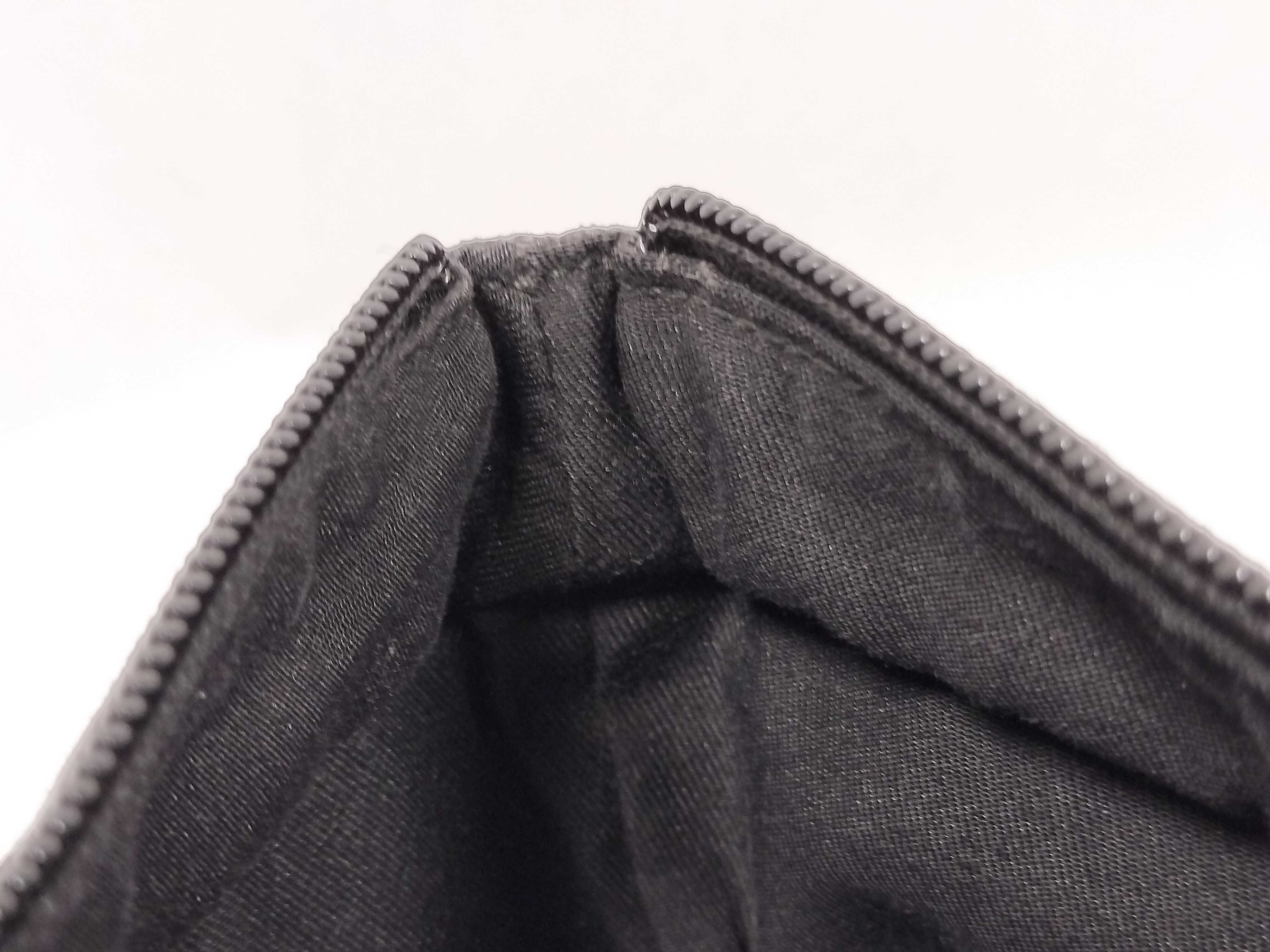 GG Canvas Gucci Canvas Handbag — view 10