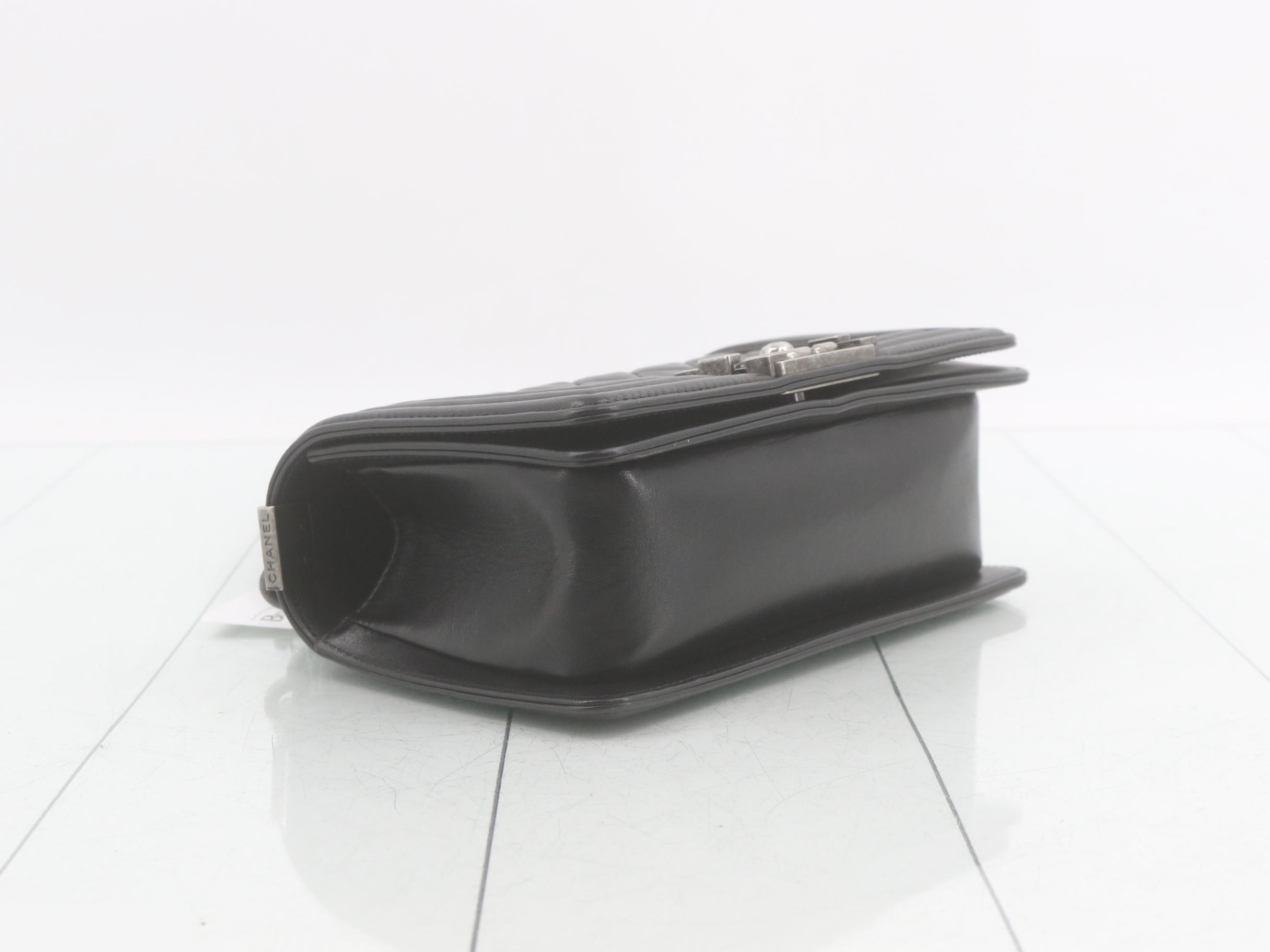 Boy Chanel Lambskin Chain Shoulder Bag, Black — view 5