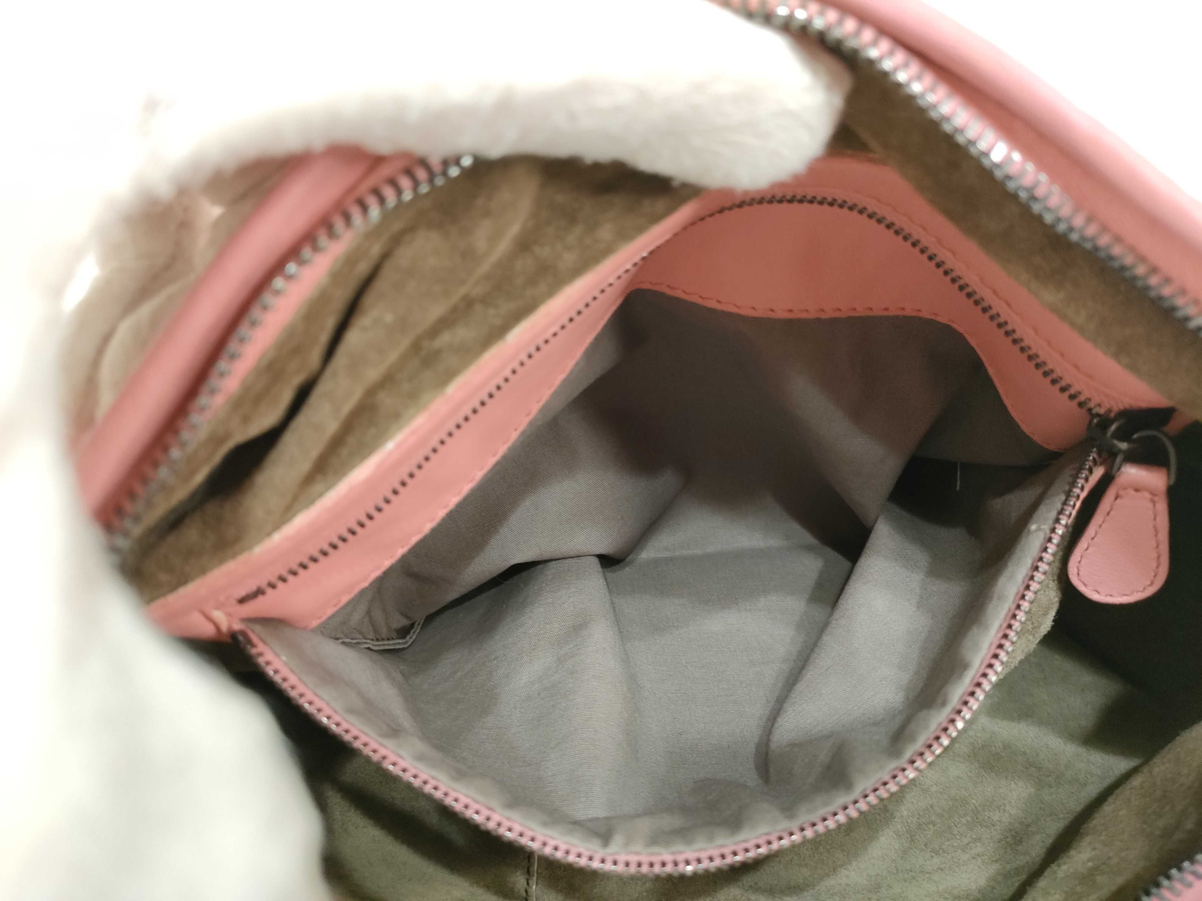 Intrecciato Hobo One-Shoulder Handbag — view 15