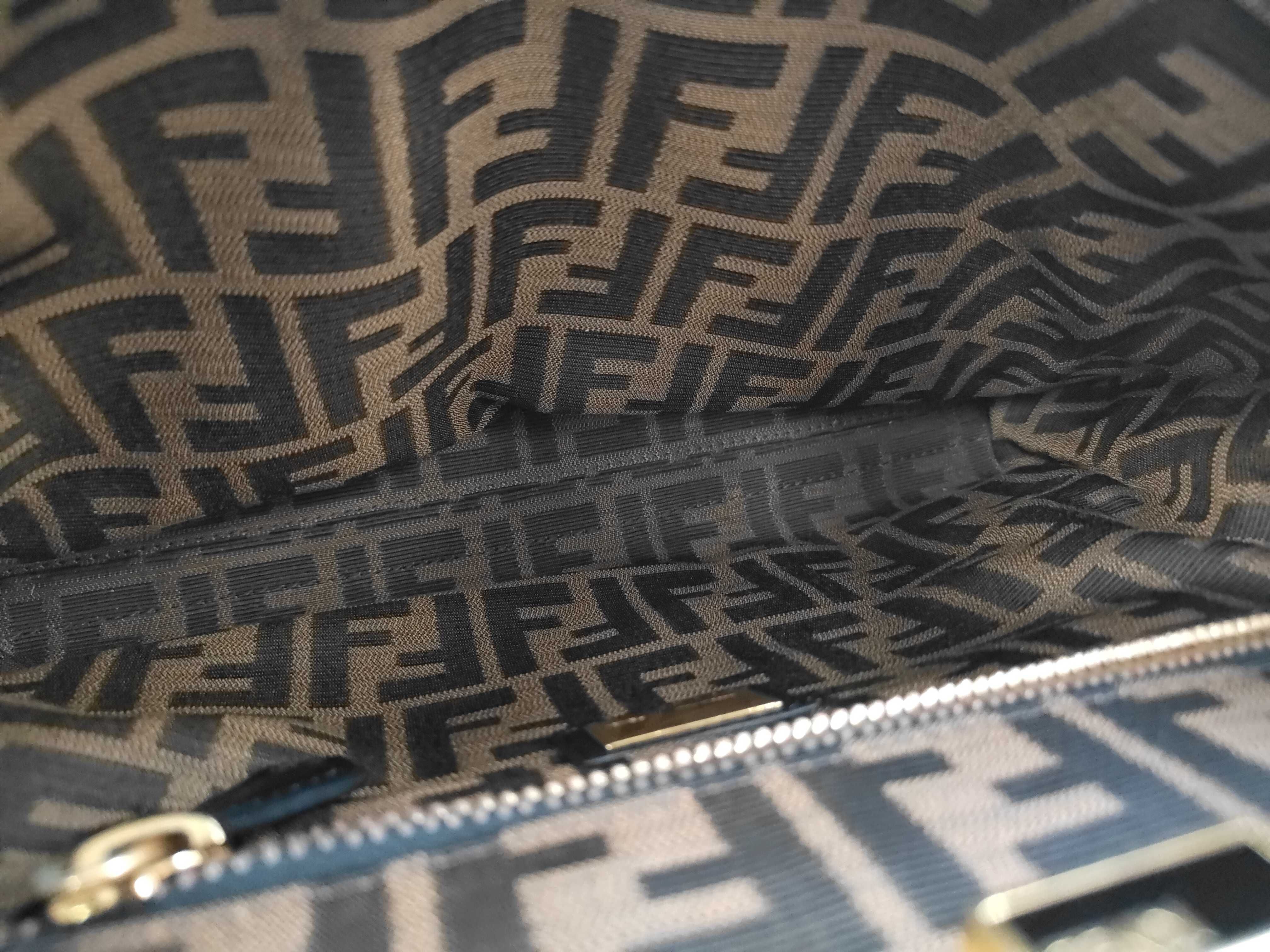 BAG PEEKABOO 8BN226 MEDIUM 2WAY Handbag — view 4