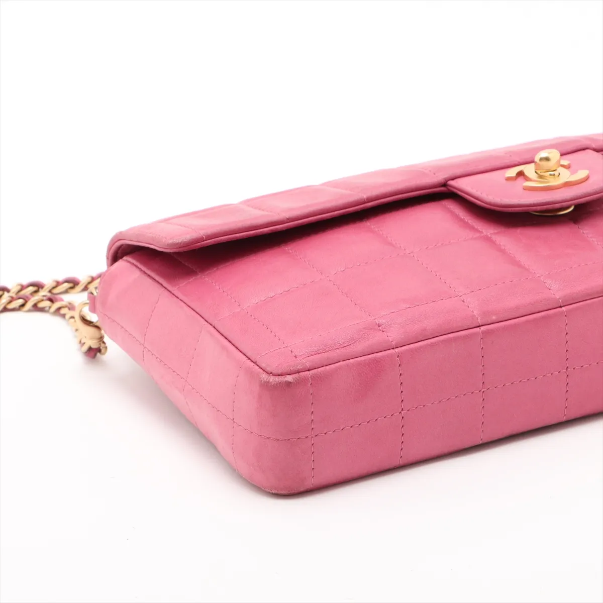 chocolate bar lambskin chain shoulder bag pink gold hardware 6438218 6th series — view 4