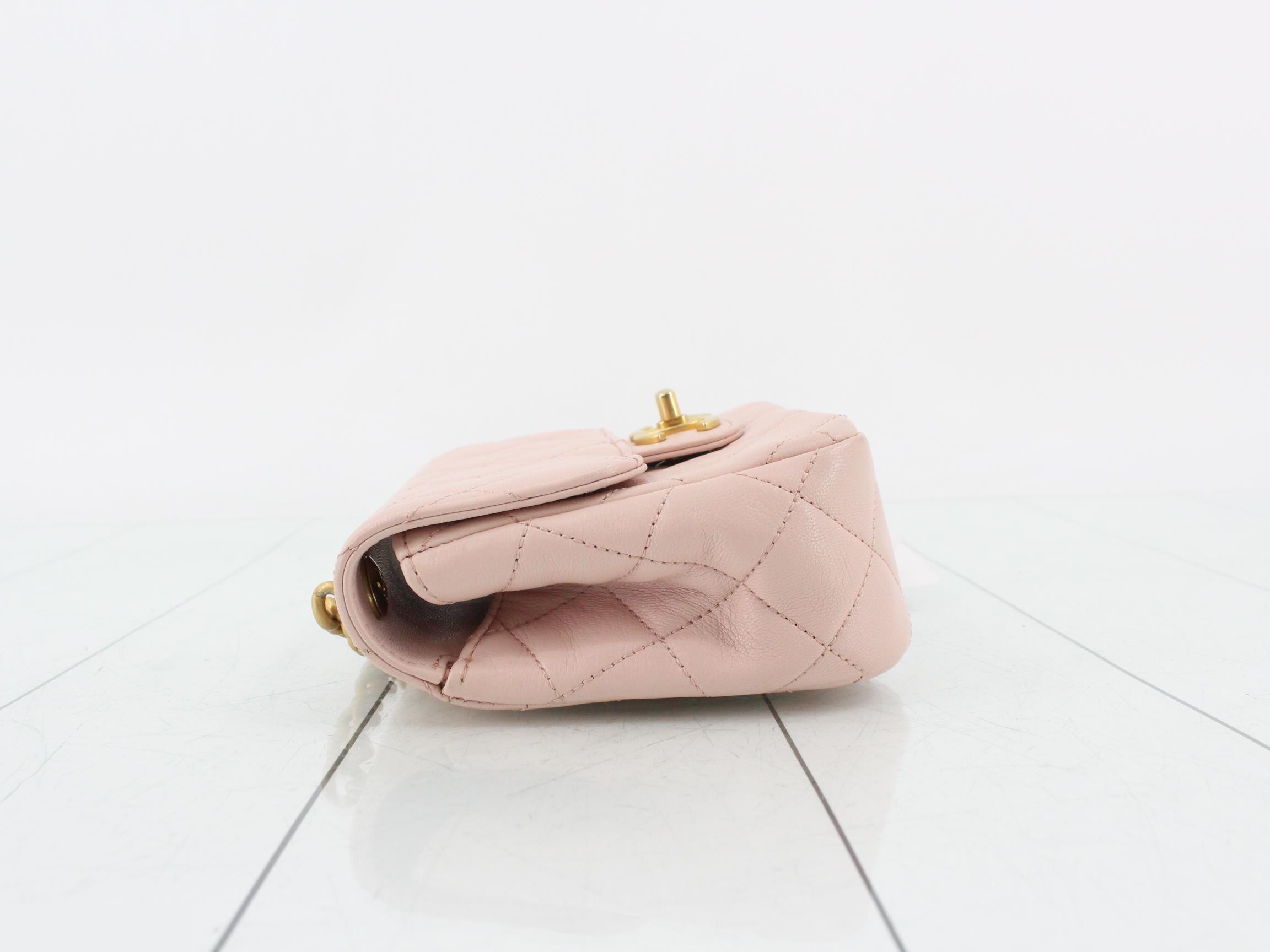 Matelassé Leather 2-Way Chain Shoulder Bag — view 4