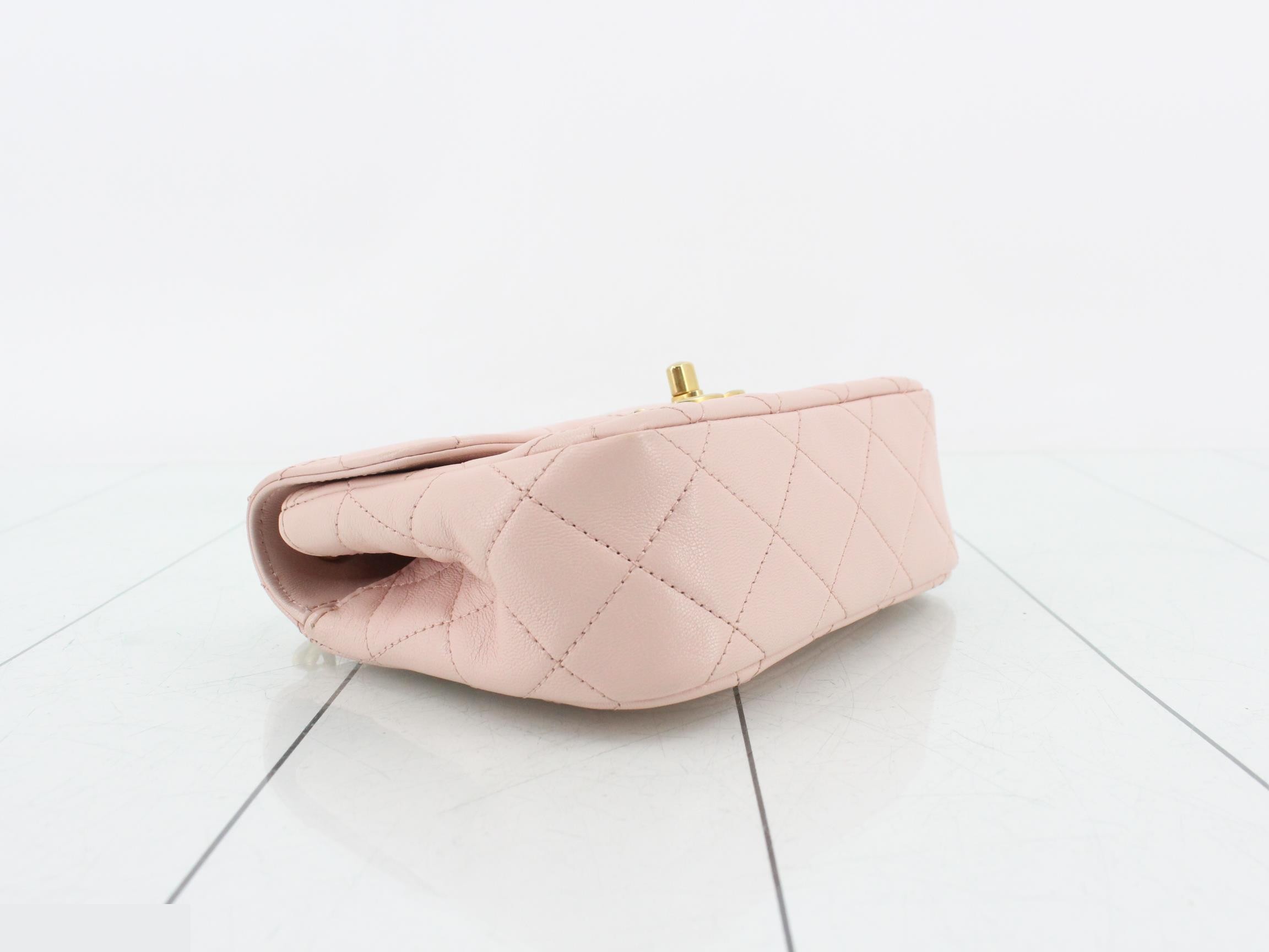 Matelassé Leather 2-Way Chain Shoulder Bag — view 5