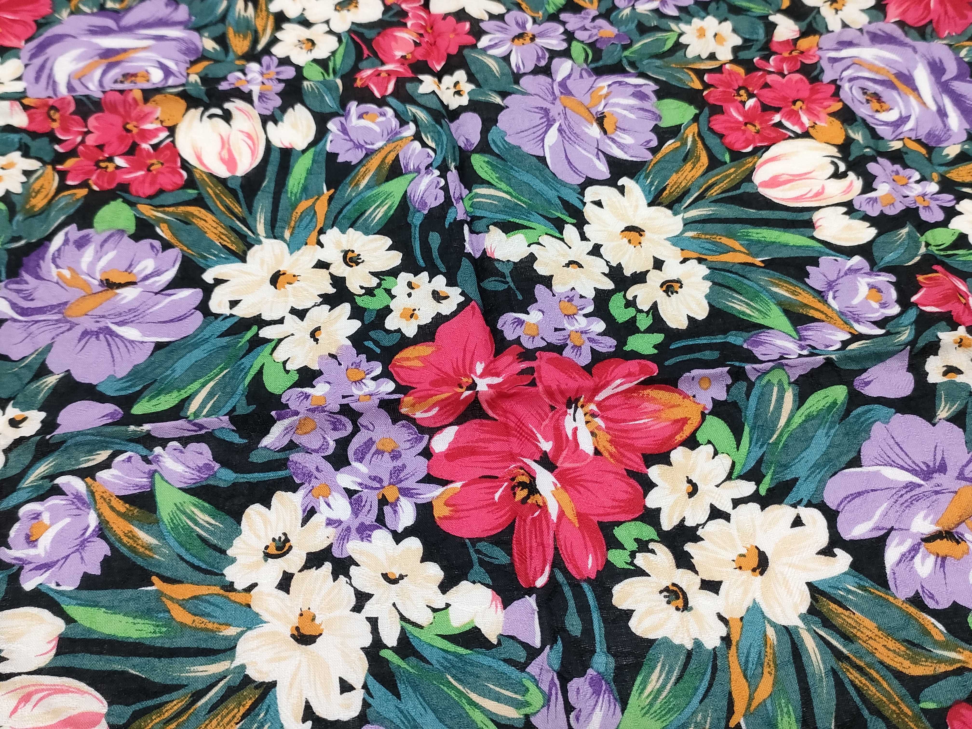 scarves and other accessories — view 6