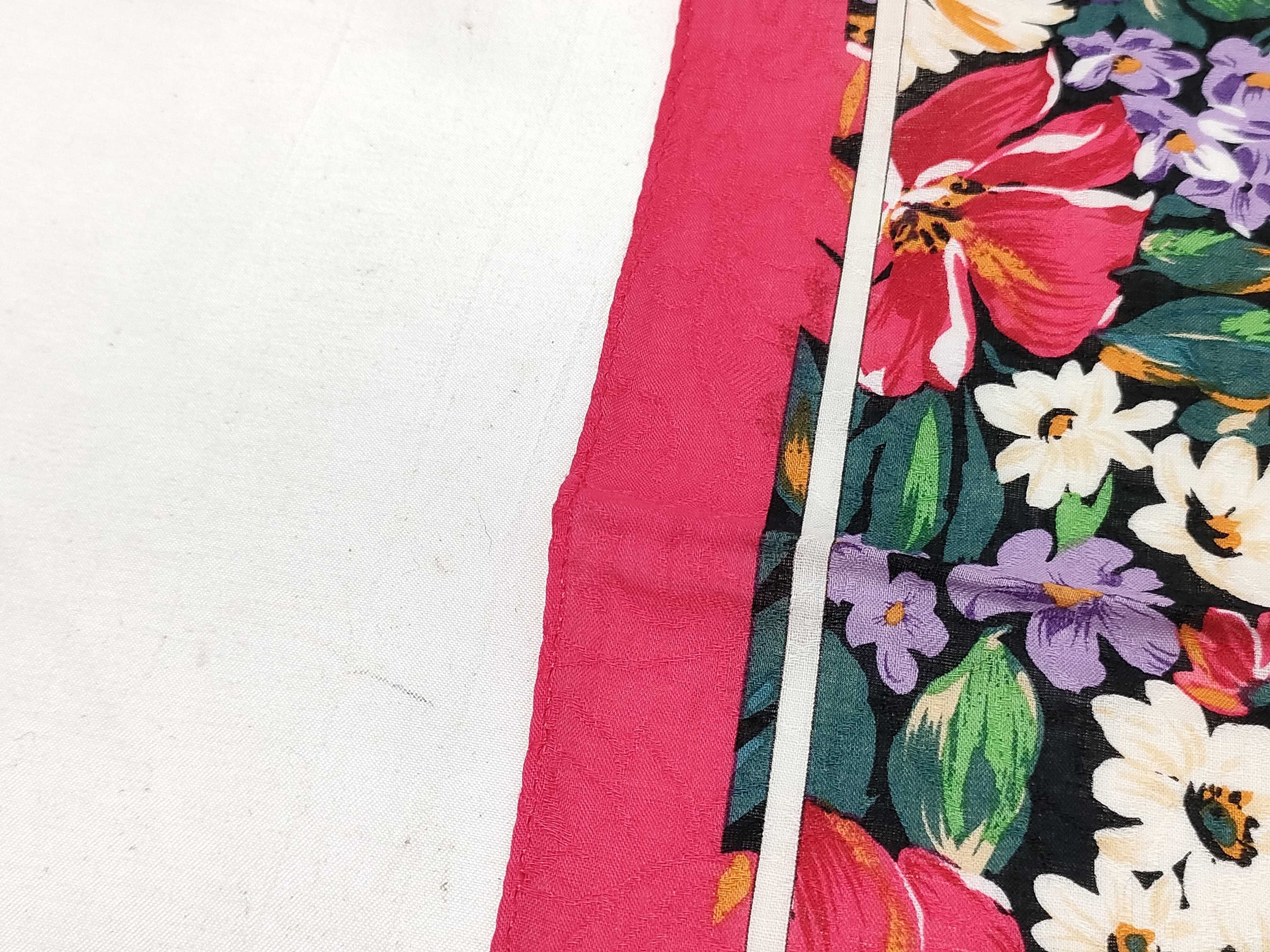scarves and other accessories — view 7