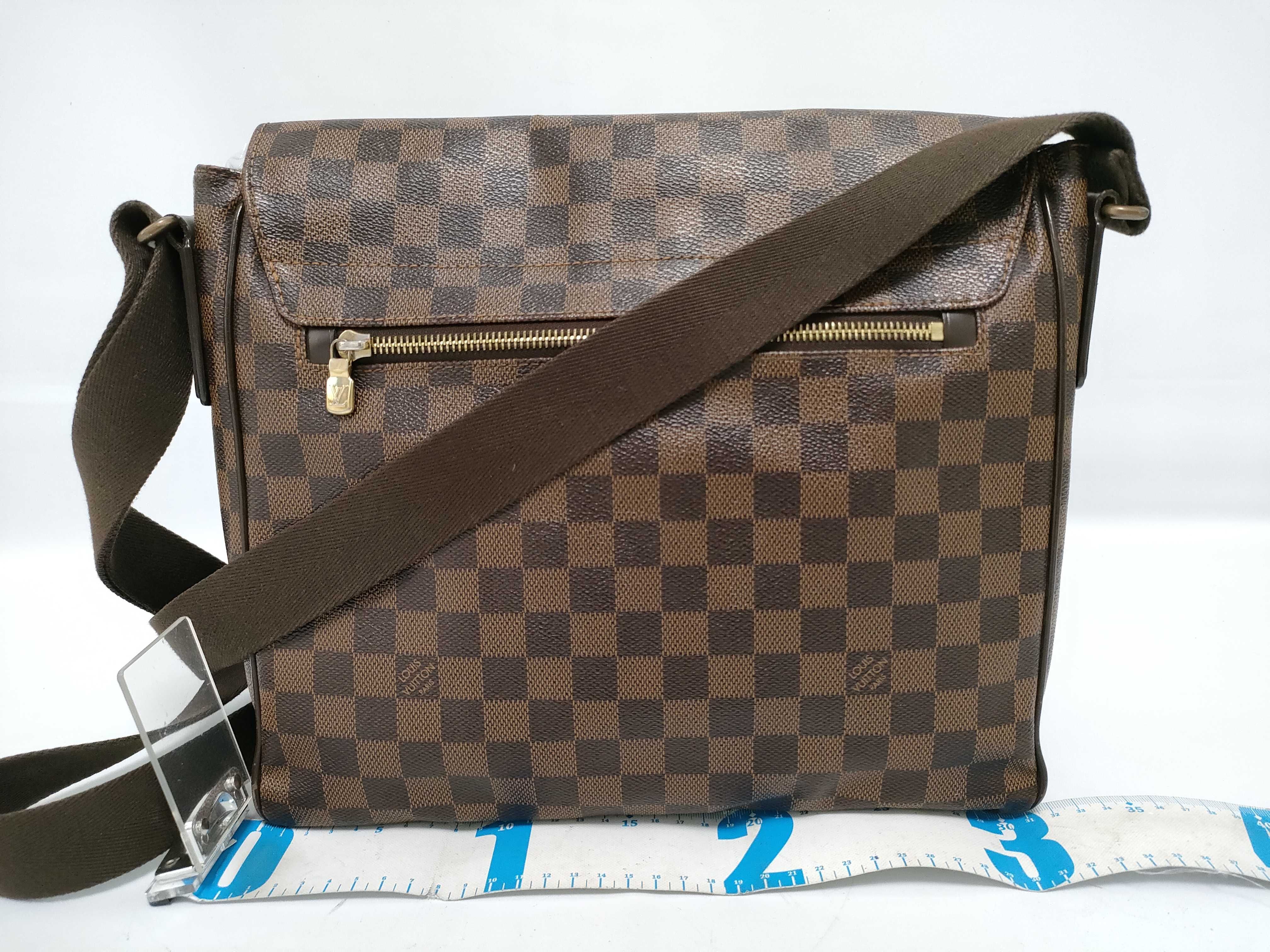 Damier Louis Vuitton Damier Shoulder Bag — view 2
