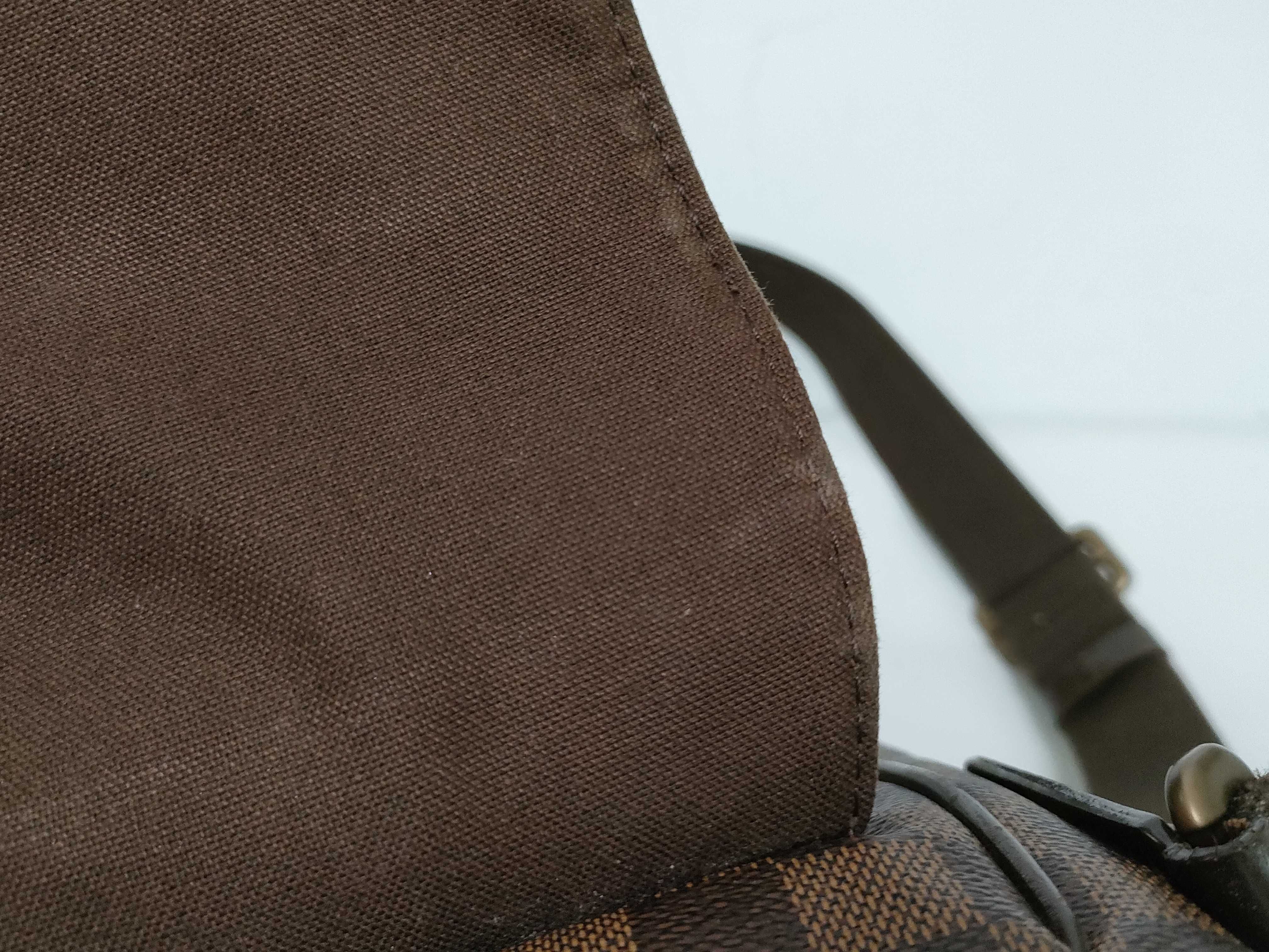 Damier Louis Vuitton Damier Shoulder Bag — view 15