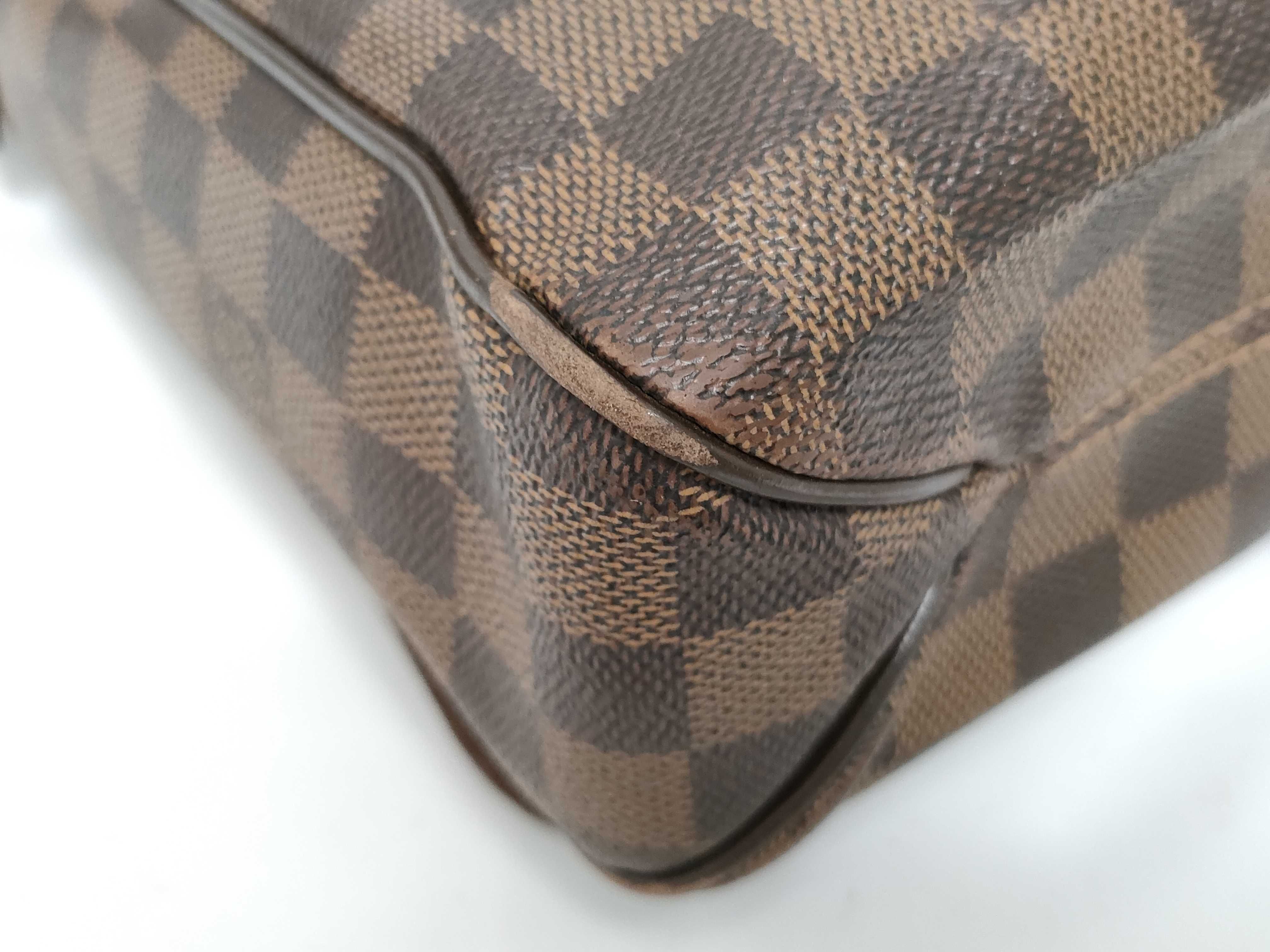 Damier Louis Vuitton Damier Shoulder Bag — view 5