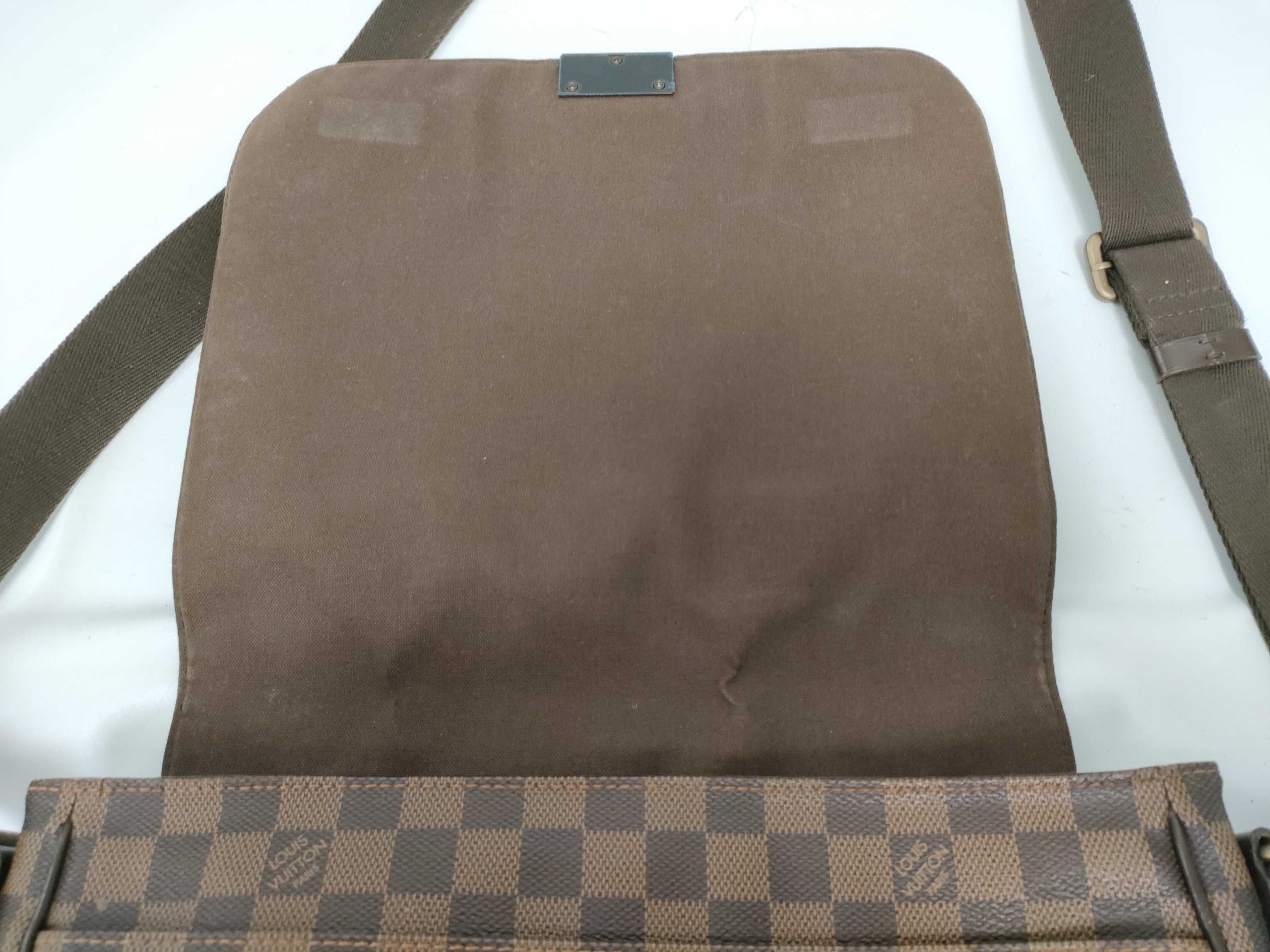 Damier Louis Vuitton Damier Shoulder Bag — view 10