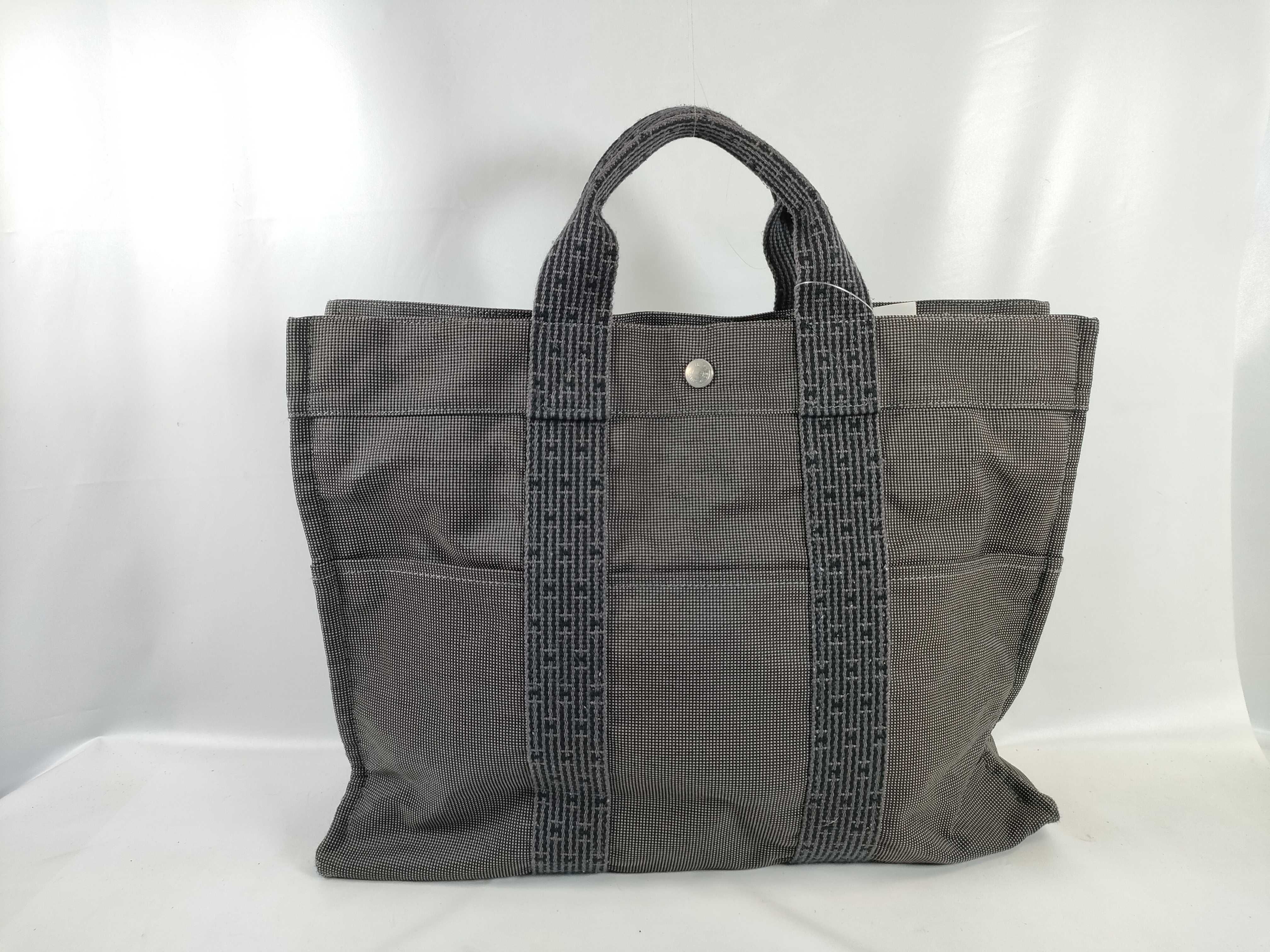 Herline MM Canvas Tote Bag in Grey with Silver Hardware and Padlock