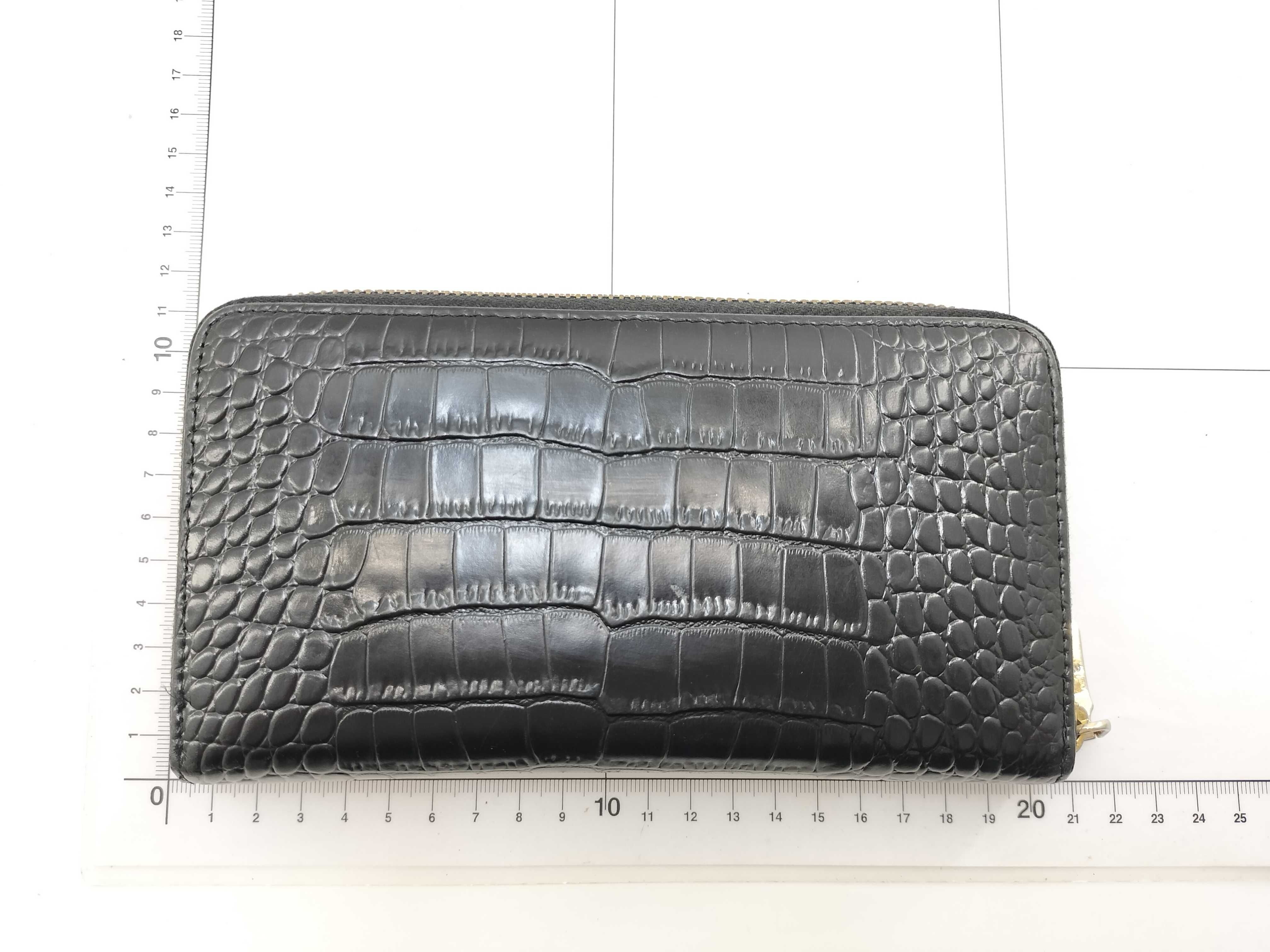 long wallet — view 2